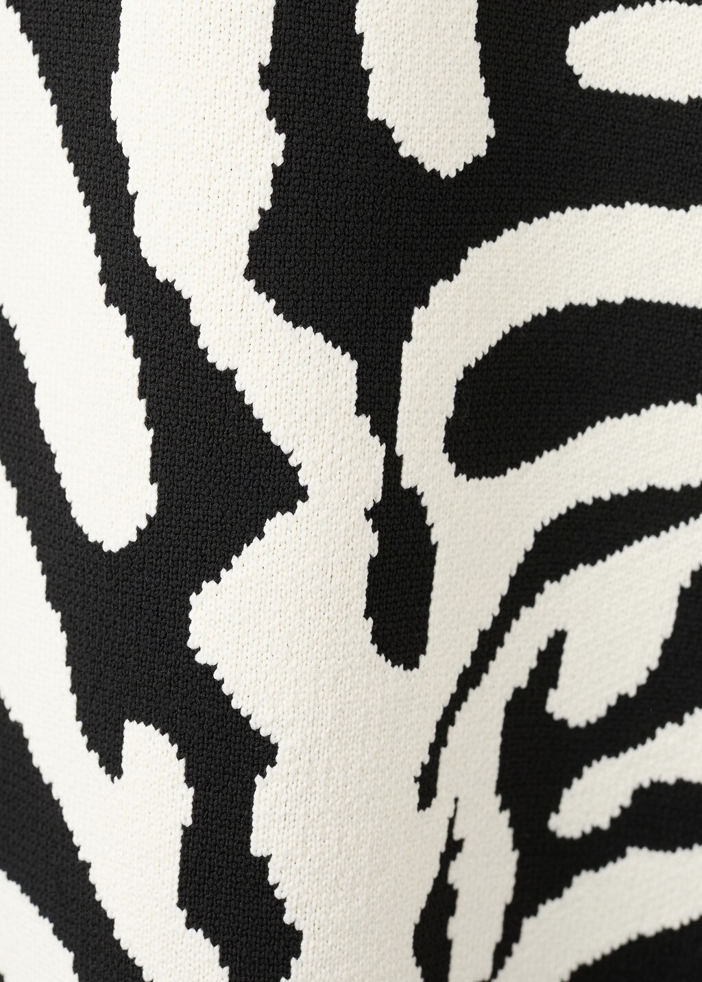 Zebra print knit jersey - image 5