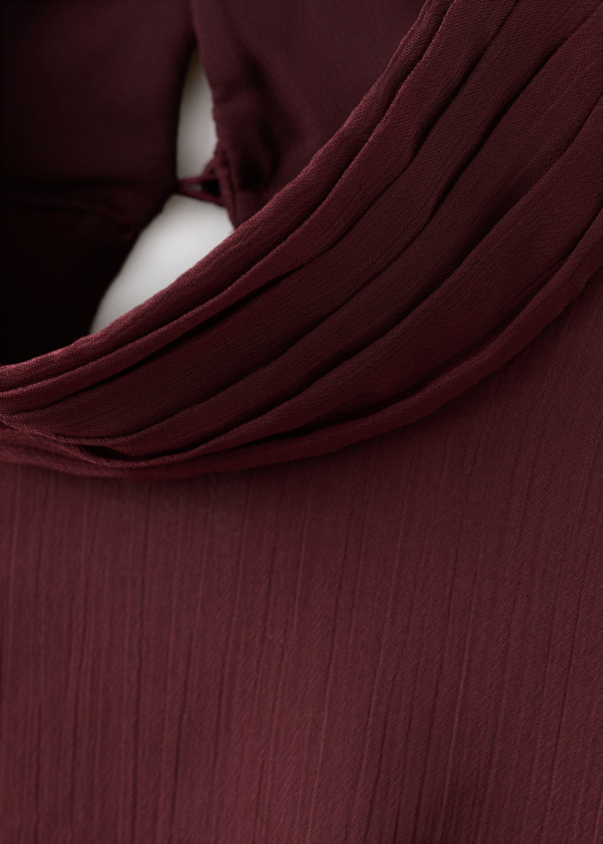 Ruffle dress with draped neckline - Details of the article 8, Burgundy. Ref: 27024101-00.