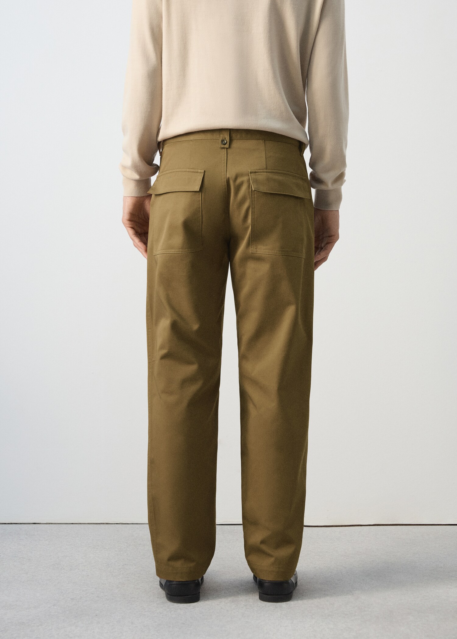100% cotton trousers with patch pockets - Reverse of the article