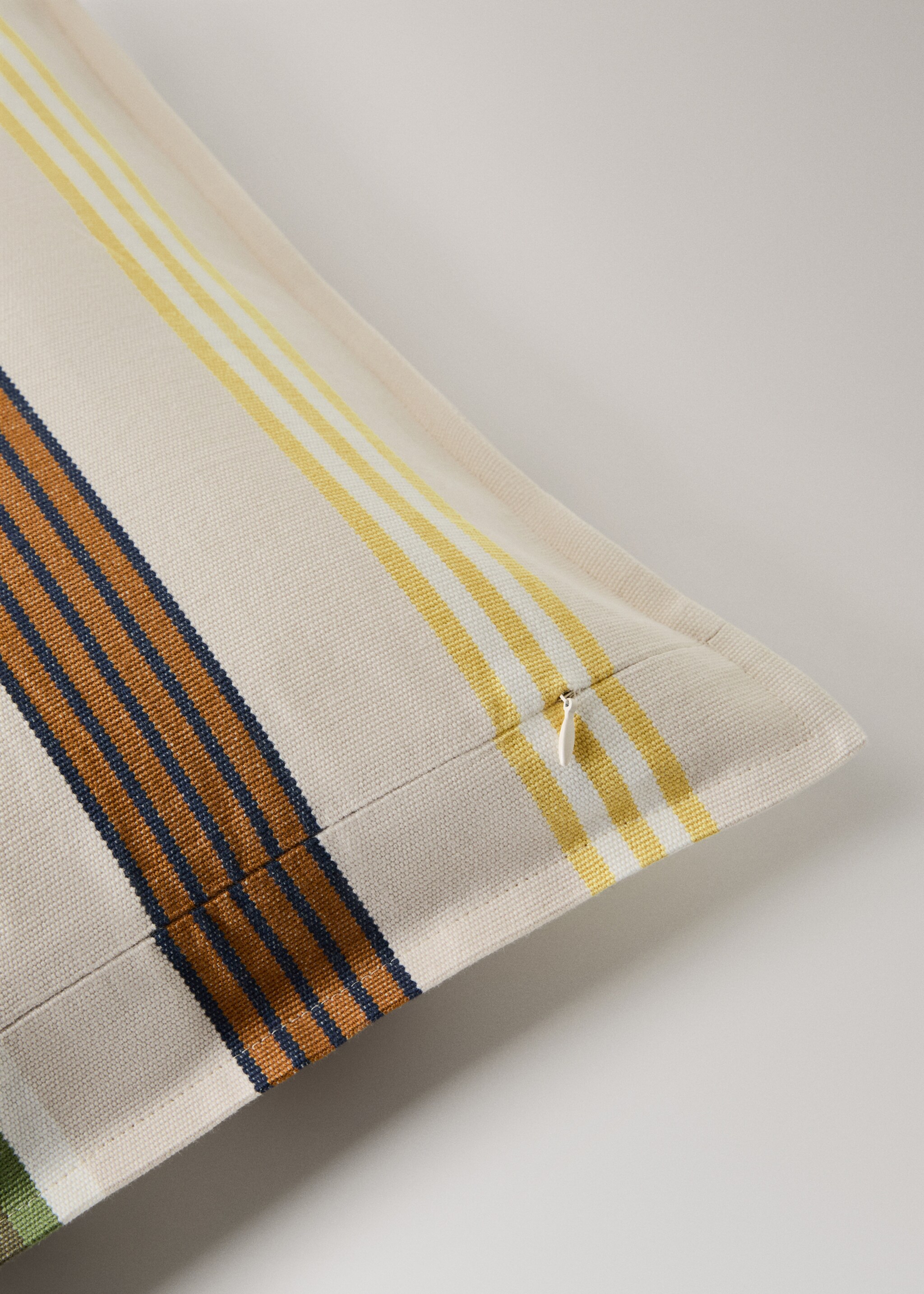 Multi-stripe cotton cushion cover with flange 50x50 cm - Details of the article 2, Green. Ref: 27024421-00.