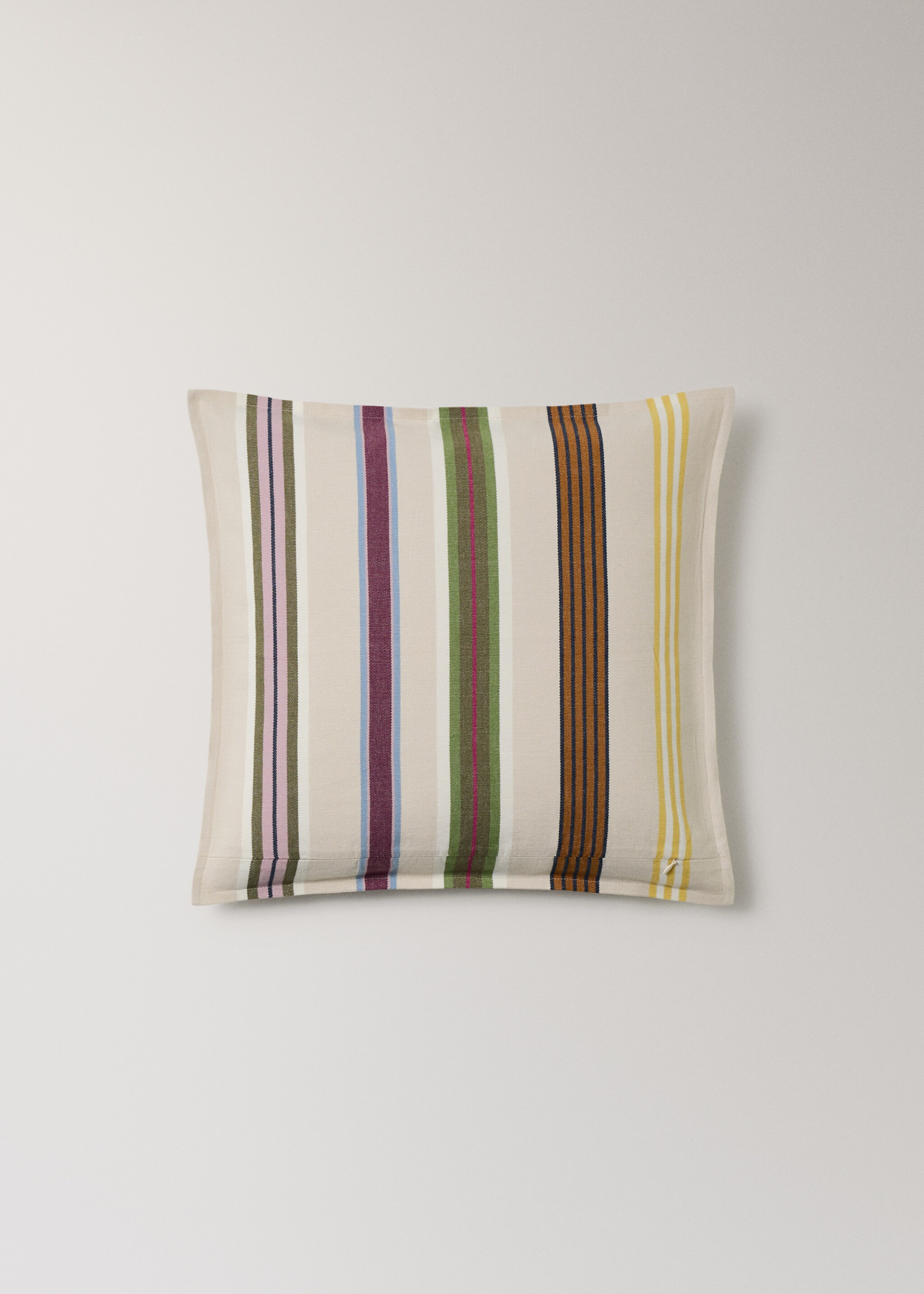 Multi-stripe cotton cushion cover with flange 50x50 cm - Details of the article 4, Green. Ref: 27024421-00.