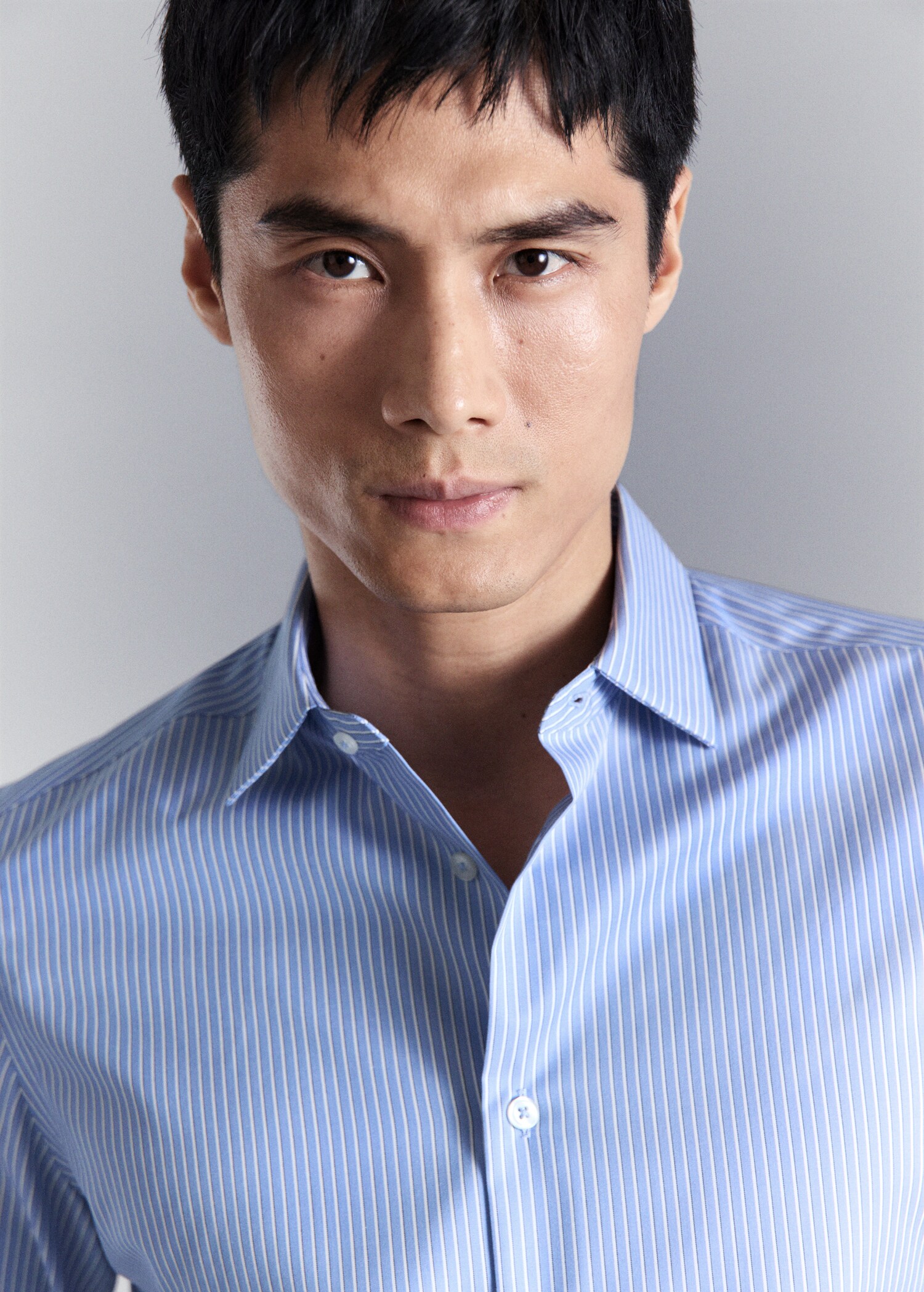 Slim fit non-iron striped shirt - Details of the article 1