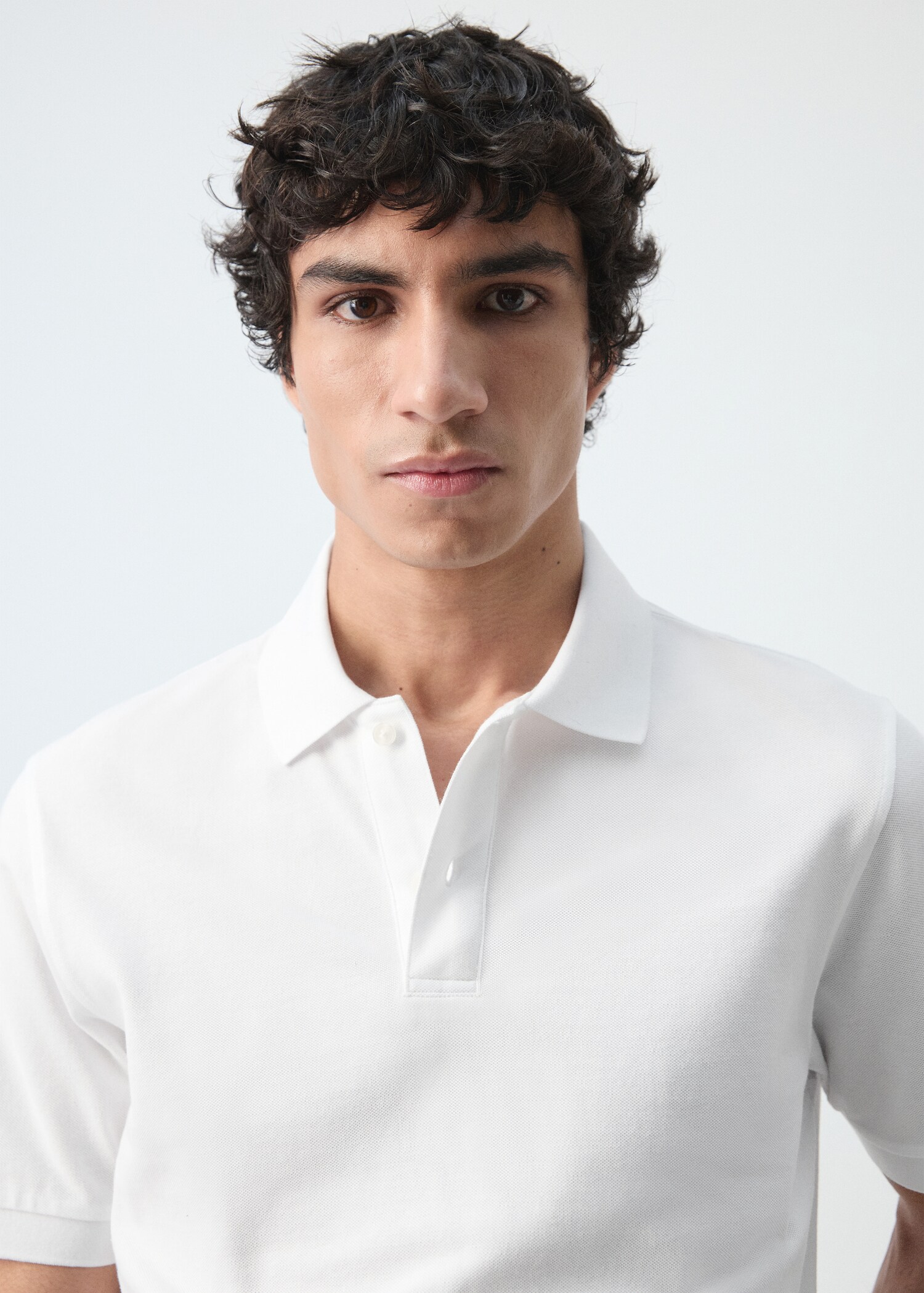 قميص بولو بقصة عادية من قطن بيكيه - تفاصيل المنتج 1