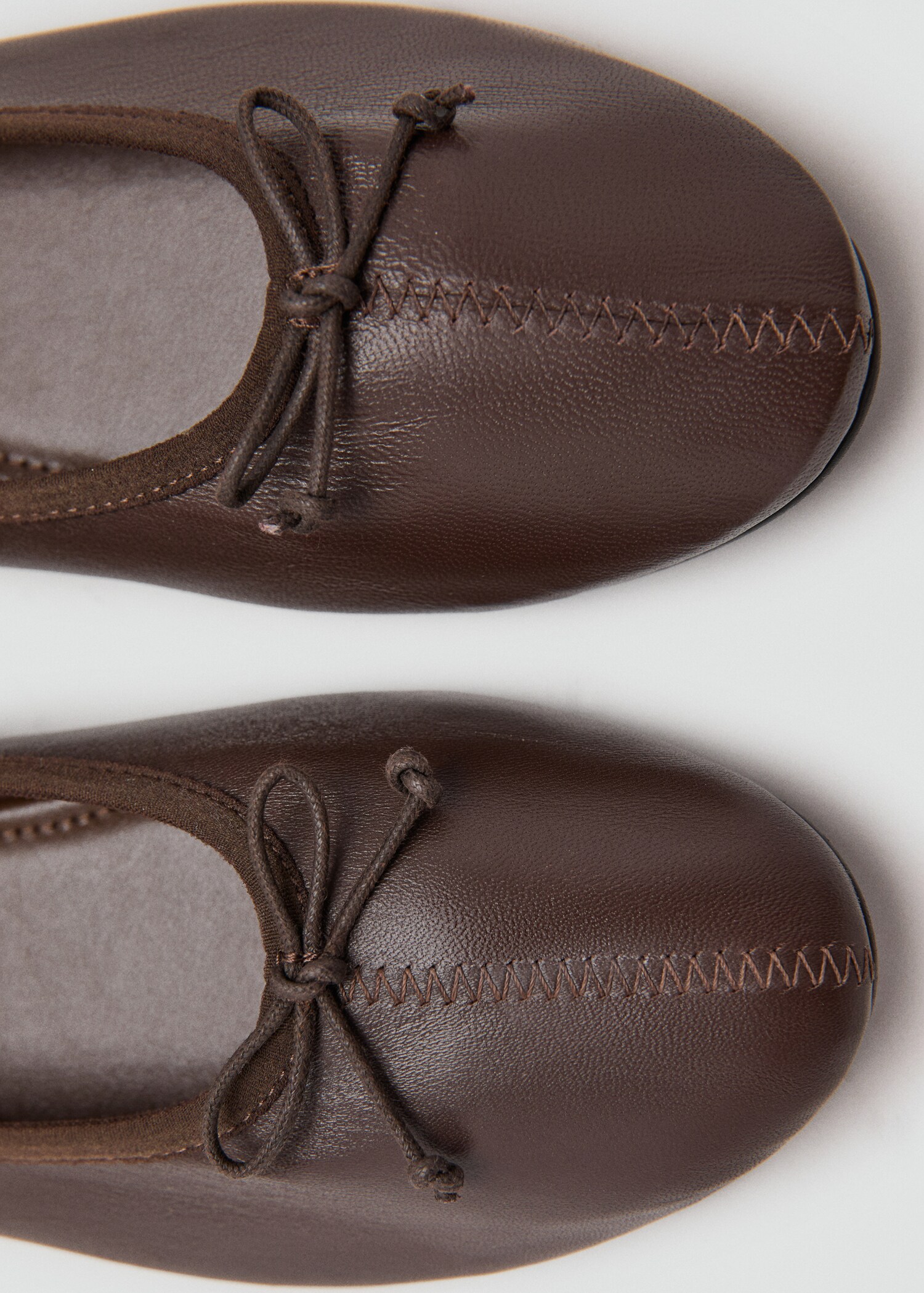 حذاء راقصة بالية جلدي به عقدة أنشوطية - تفاصيل المنتج 3