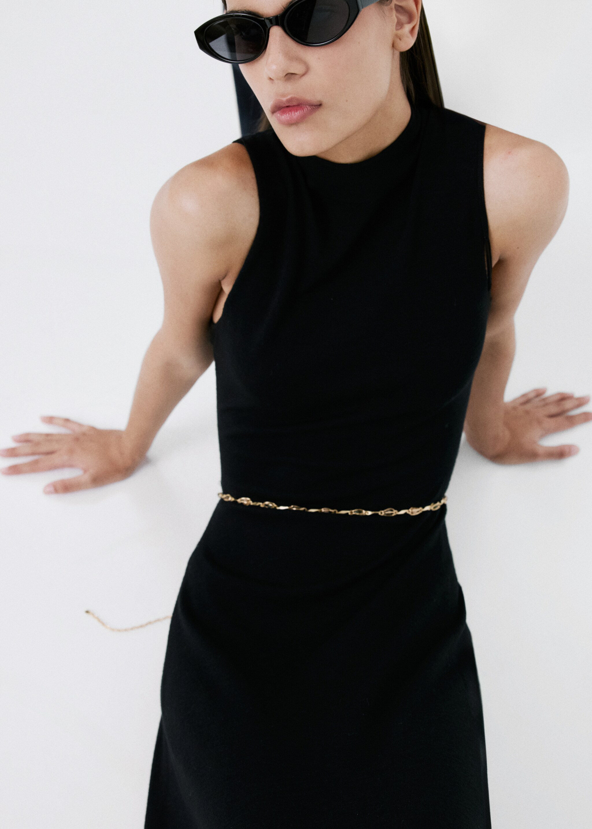 Beaded chain belt - Details of the article 9, Gold. Ref: 27024436-00.