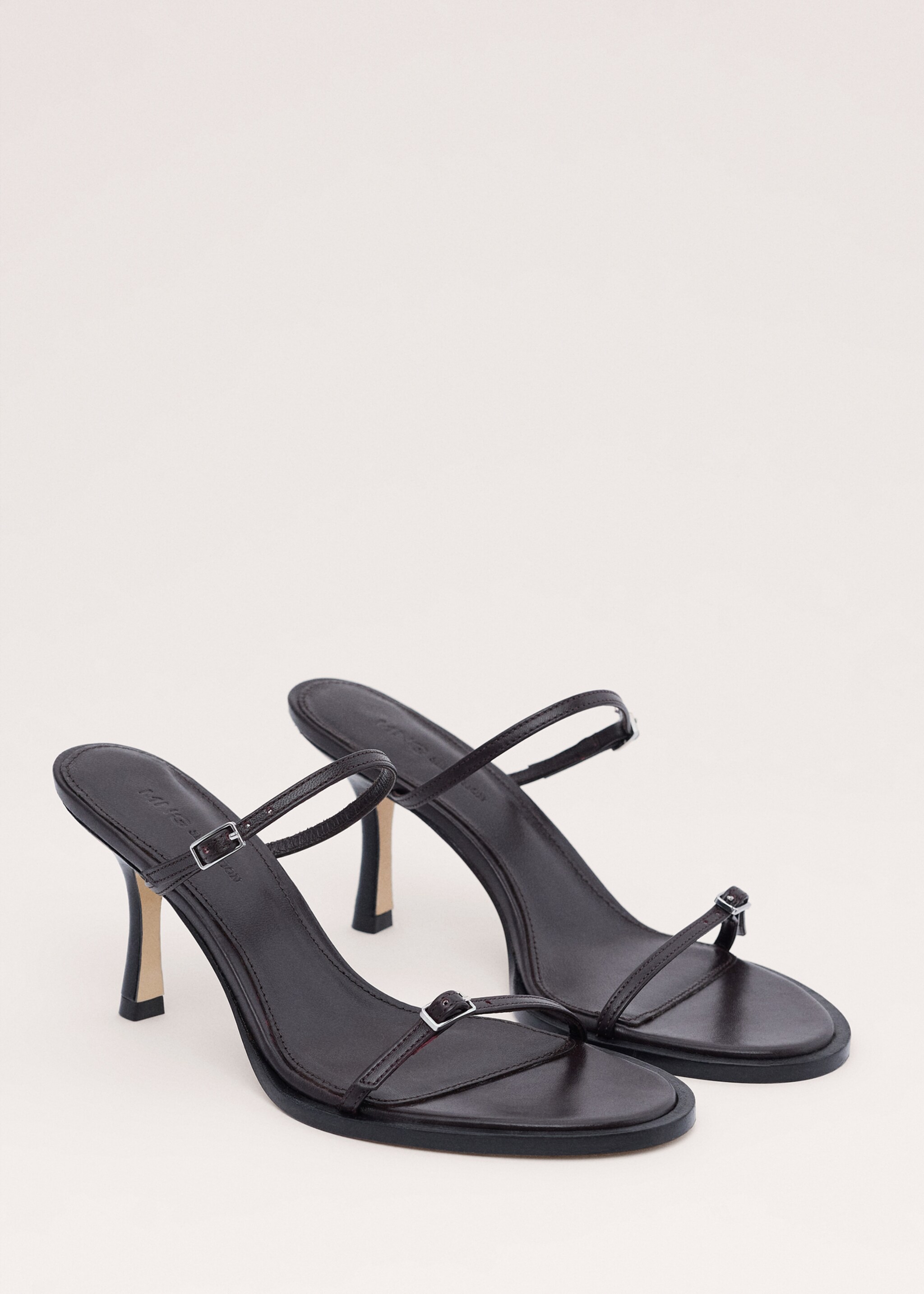 Sandales talon 100 % cuir lanières boucle - Plan moyen, Chocolat. Ref: 27024443-00.