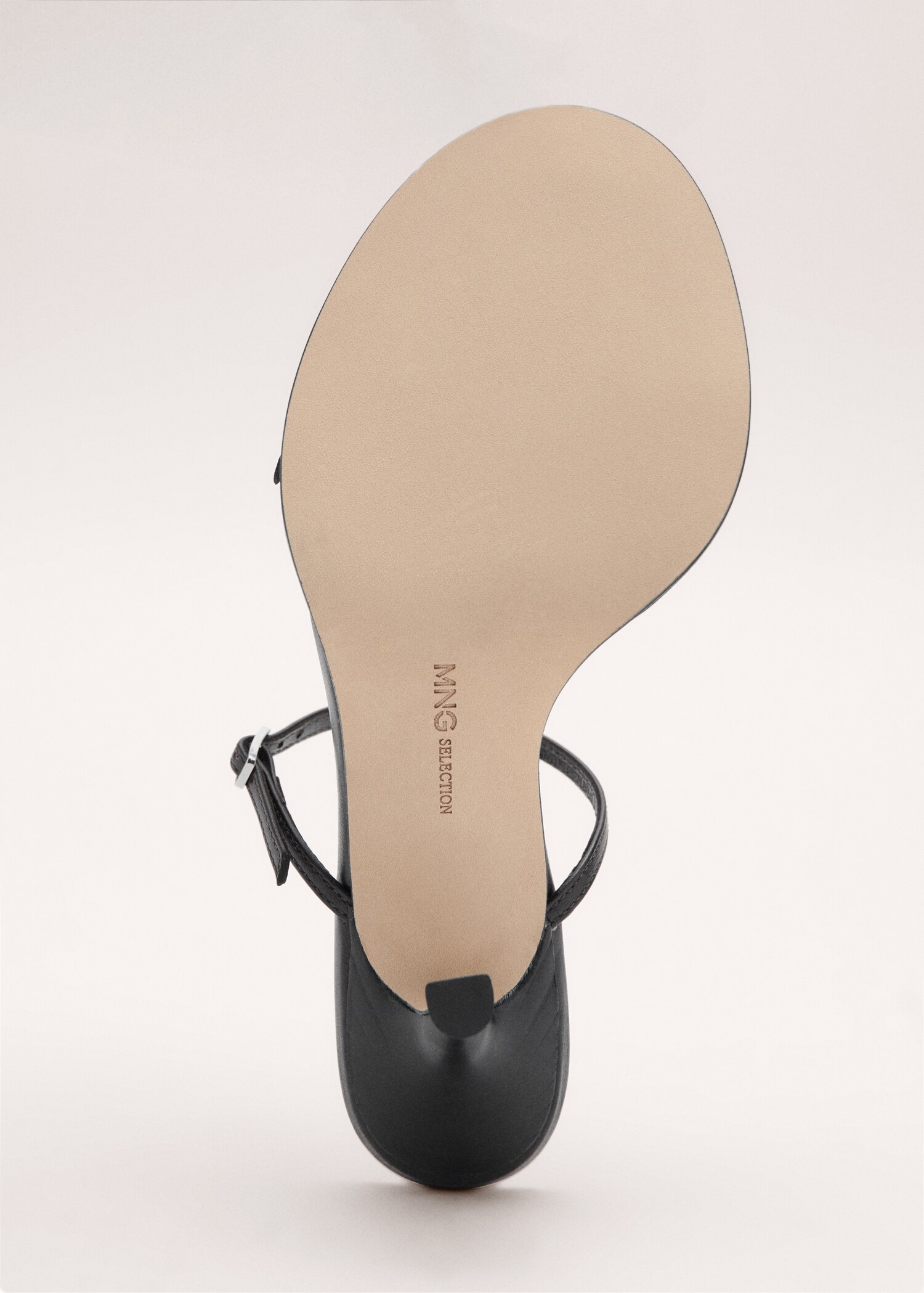 100% leather sandals with buckle straps - Details of the article 4