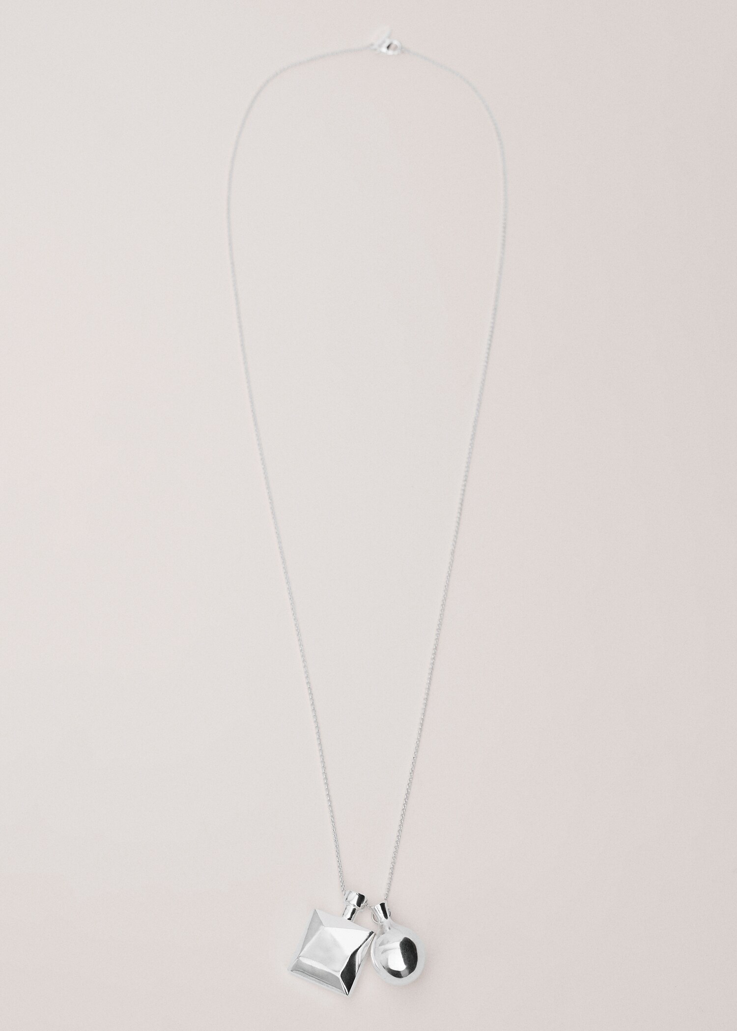 Collier ornements géométriques combinés - Article sans modèle