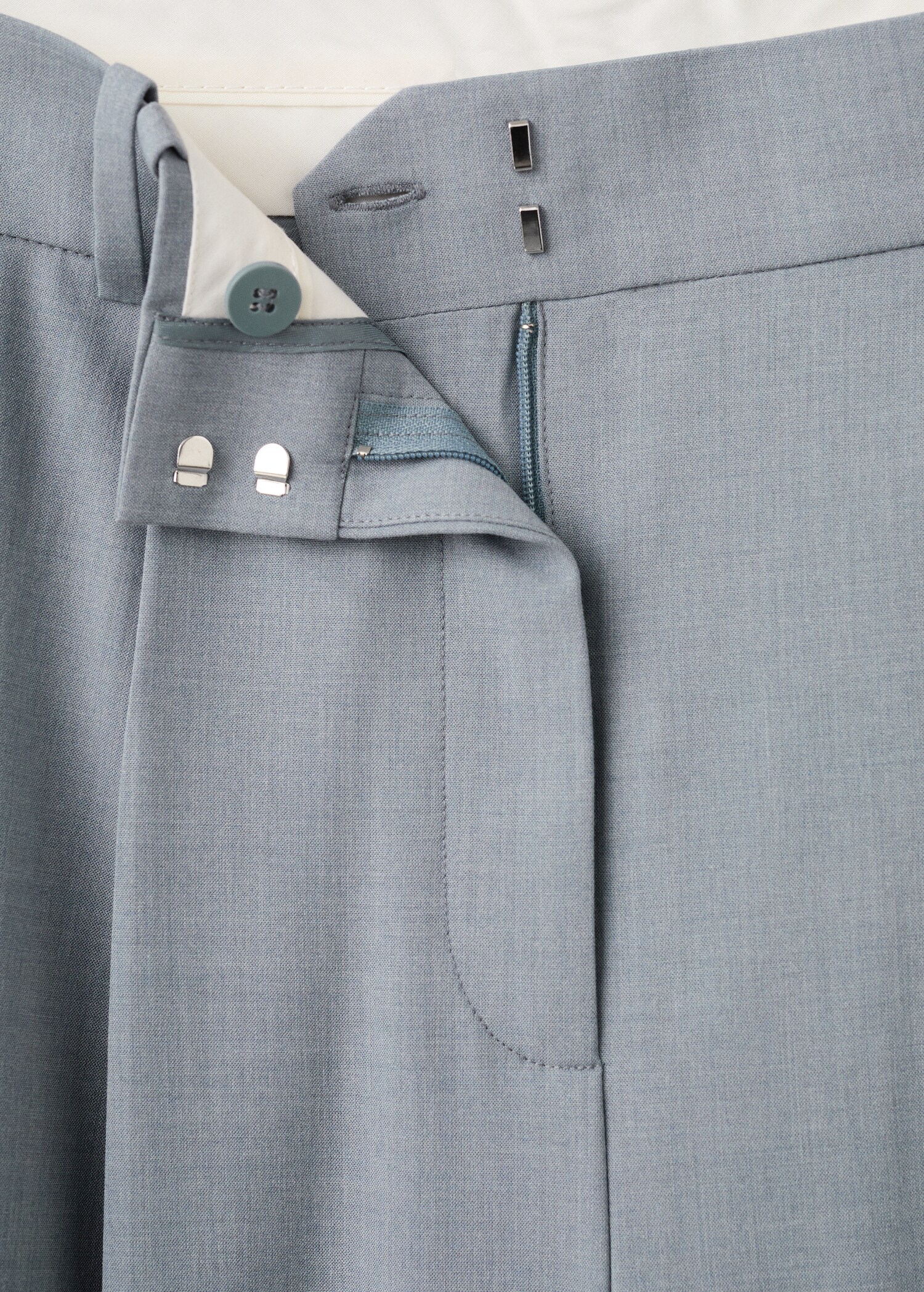 Straight suit trousers - Details of the article 8