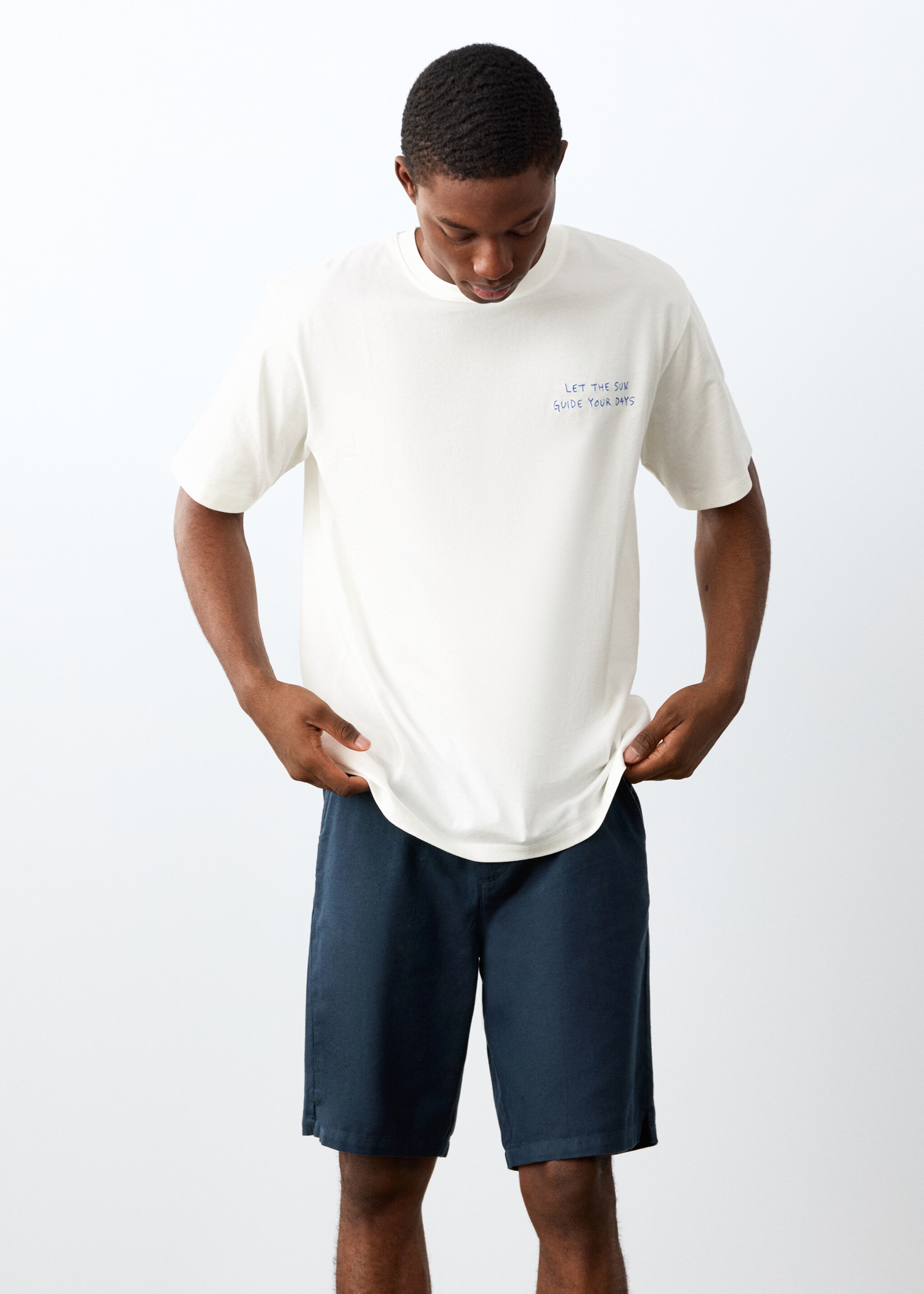 Bedrucktes Baumwoll-T-Shirt - Mittlere Ansicht, Cremeweiß. Ref: 27025159-00.