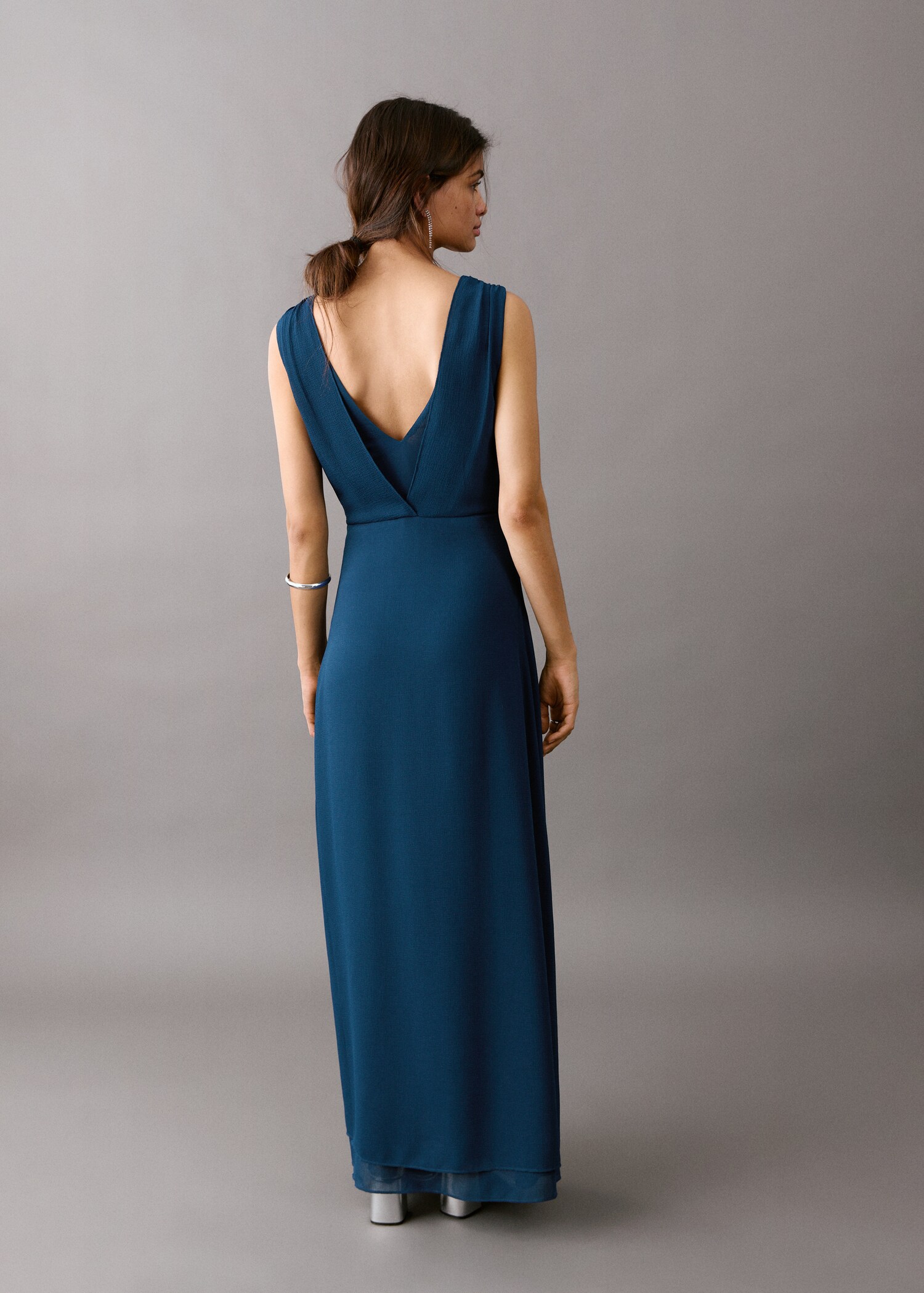 Ruched detail dress - Reverse of the article