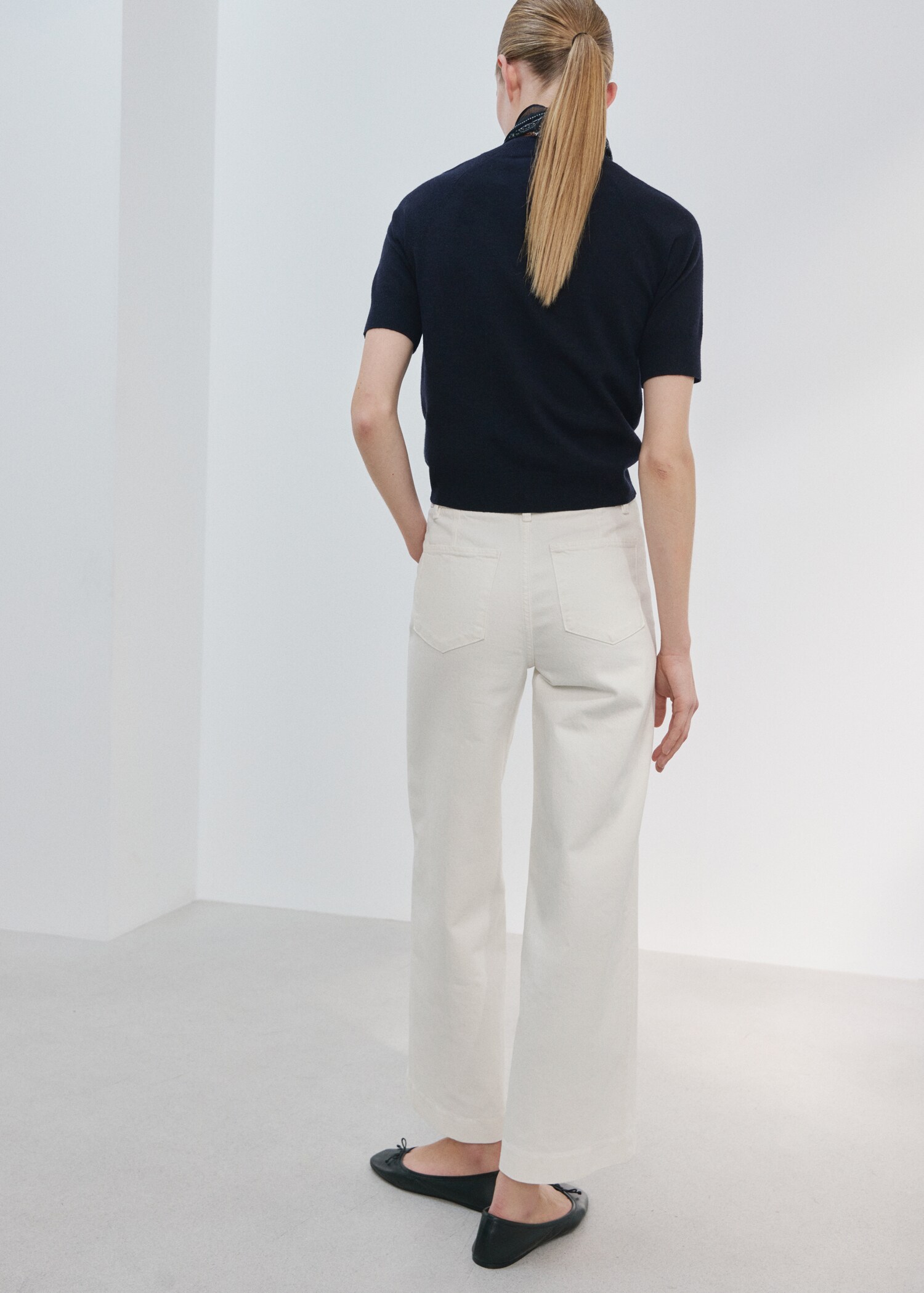 Jeans wide leg med hög midja och sömmar - Artikelns baksida