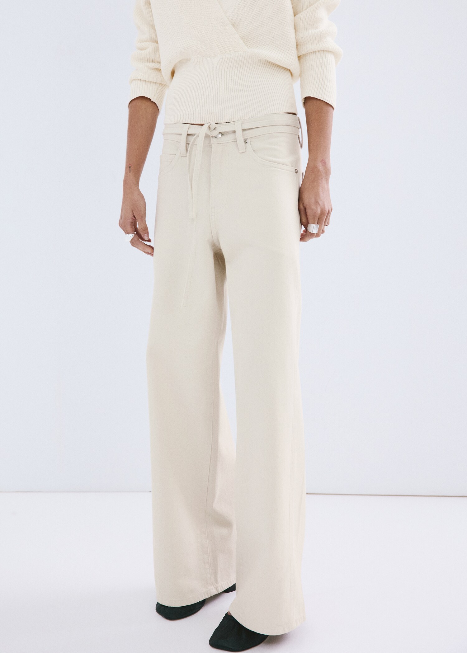 Jean wide leg avec cordon - Plan moyen