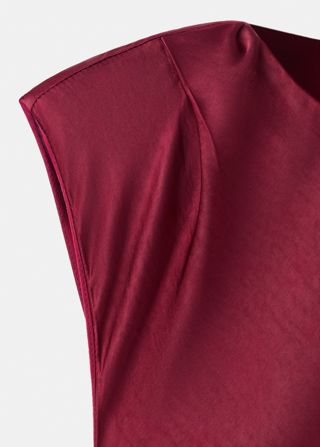 Satin dress with shoulder pads - image 4
