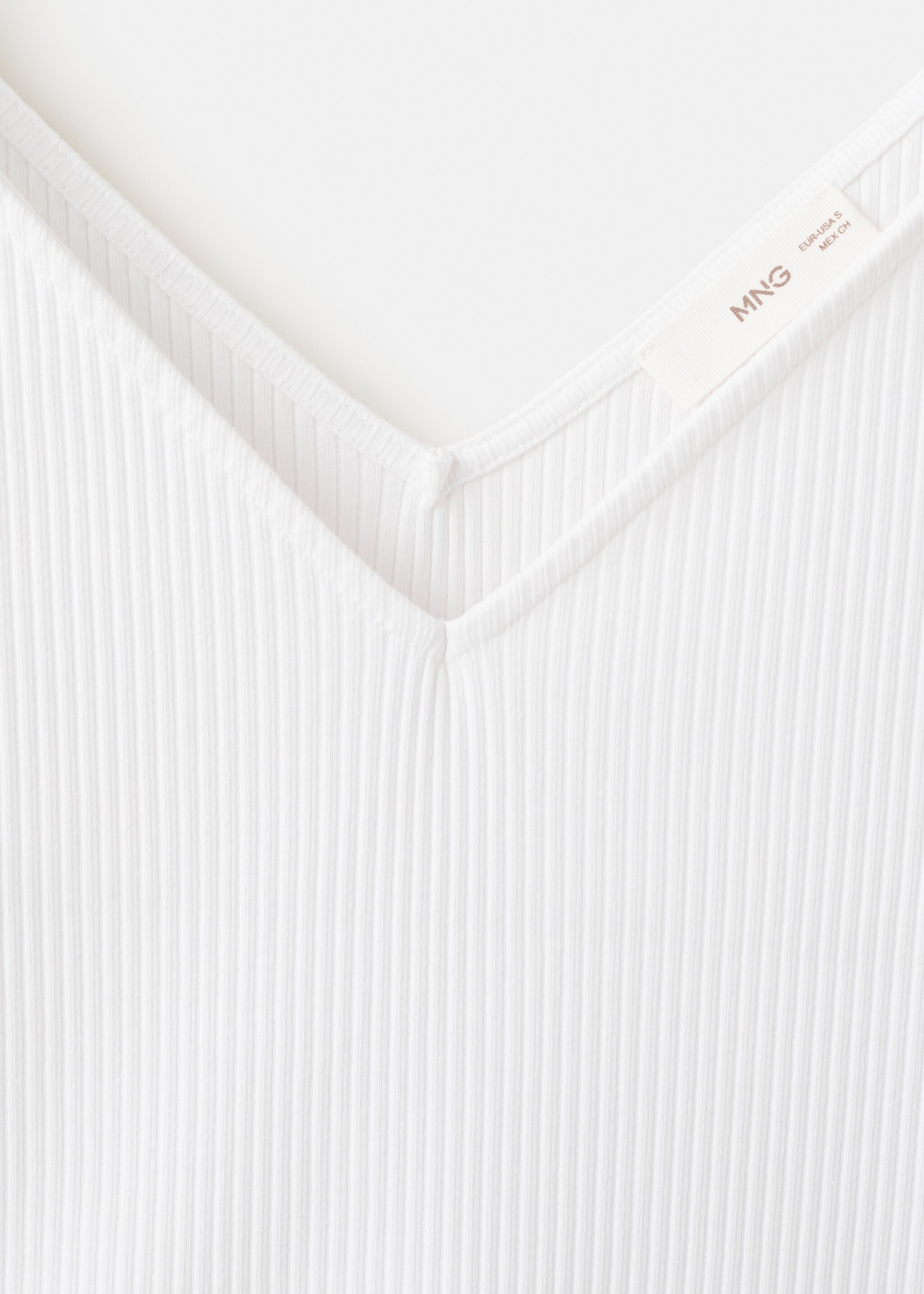 Short-sleeve strap top - Details of the article 8, Off White. Ref: 27025830-00.