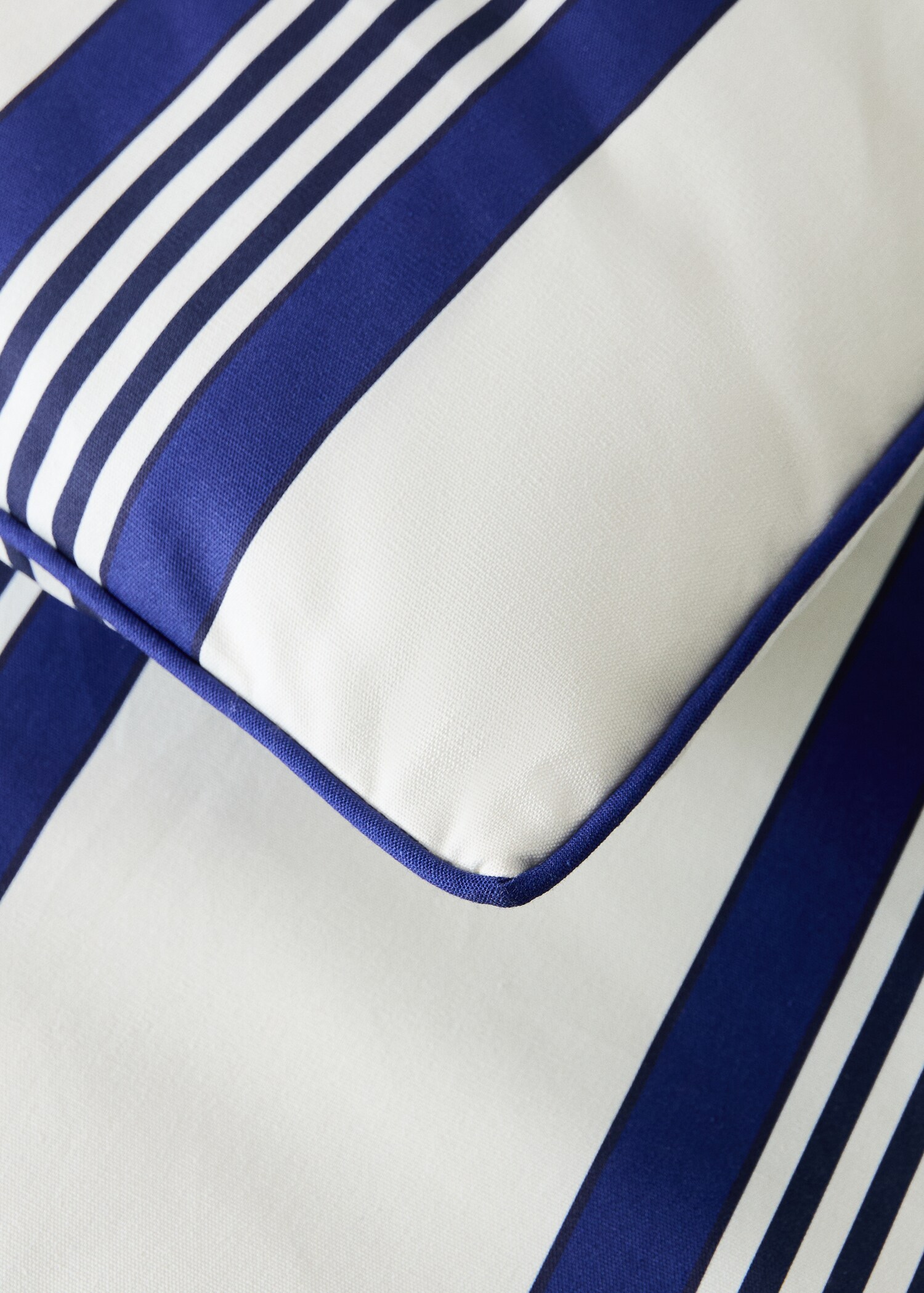 Waterproof striped lounge chair topper 70x200 cm - Details of the article 1