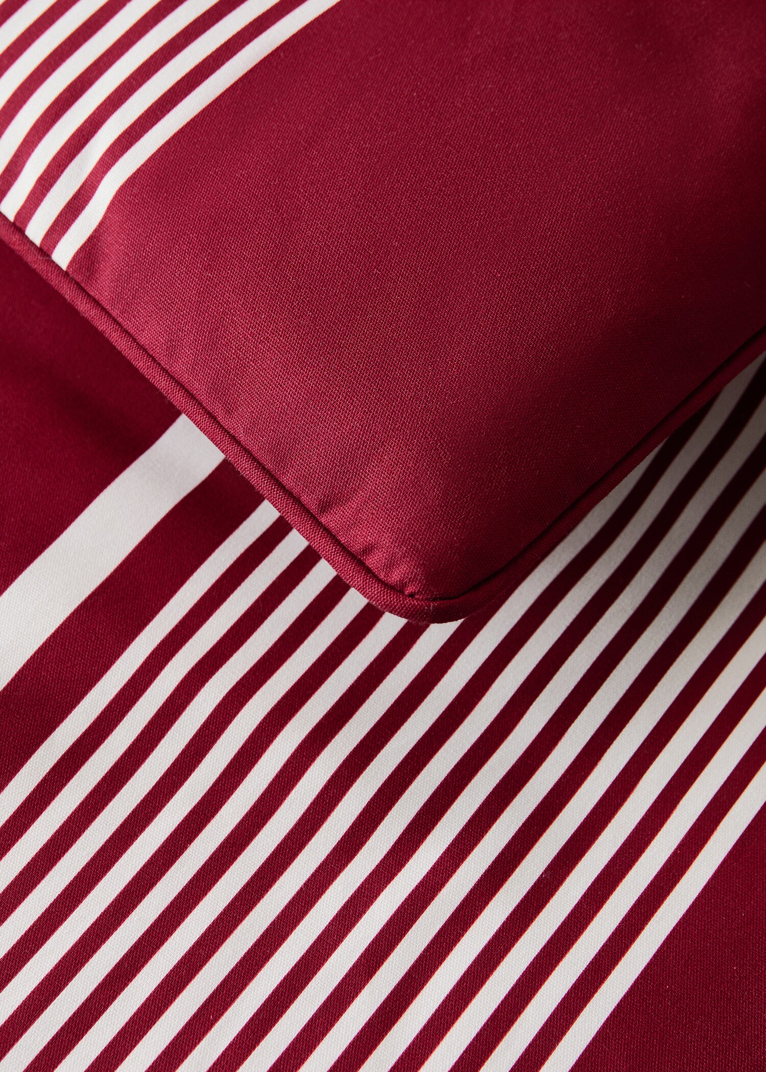 Waterproof striped lounge chair topper 70x200 cm - Details of the article 1