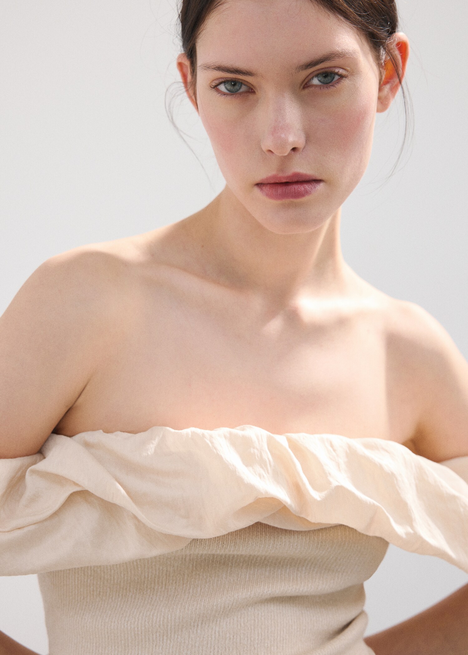 Strapless knitted top - Details of the article 1