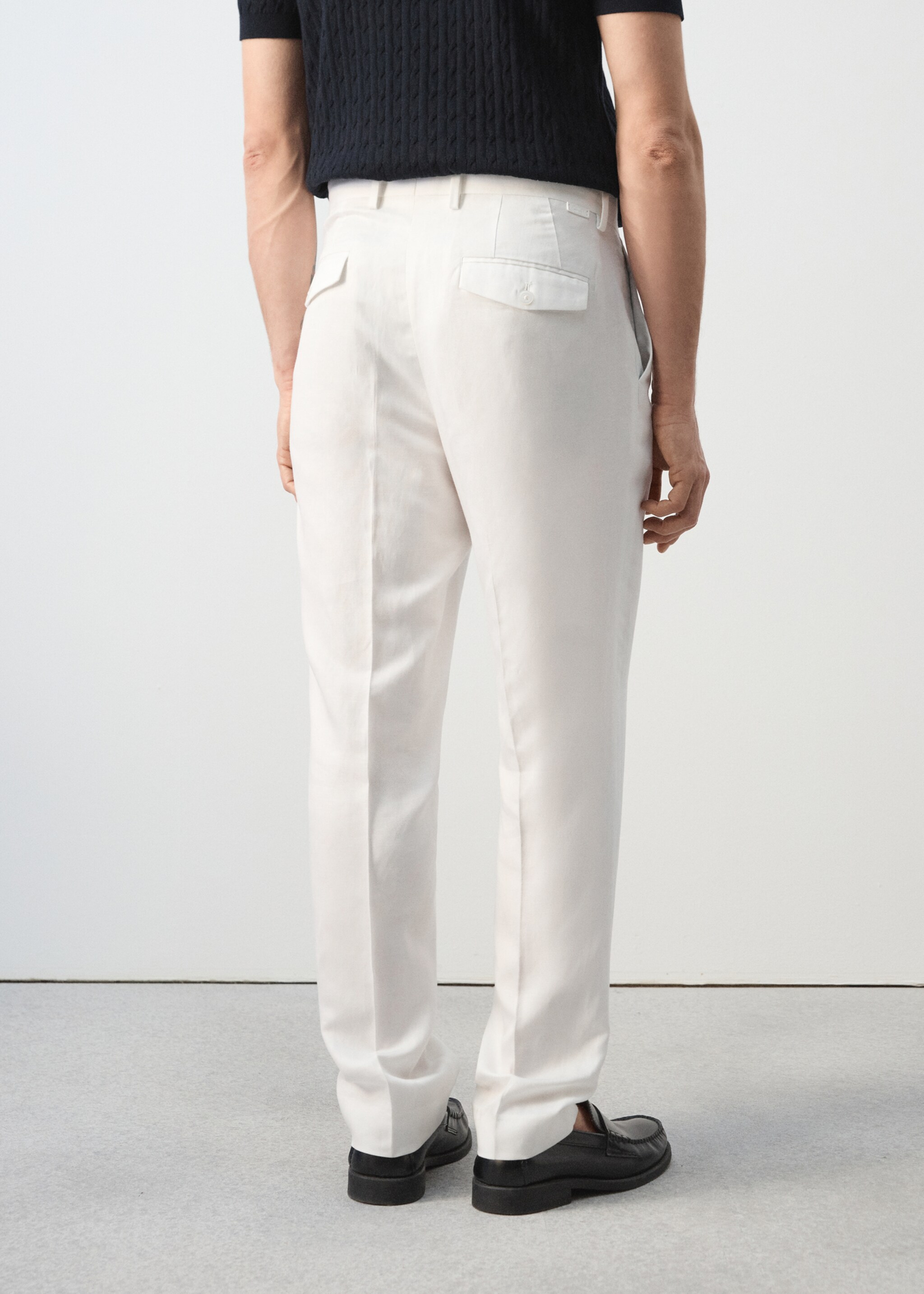Pantalon slim-fit taille croisée - Verso de l’article, Blanc cassé. Ref: 27025933-00.