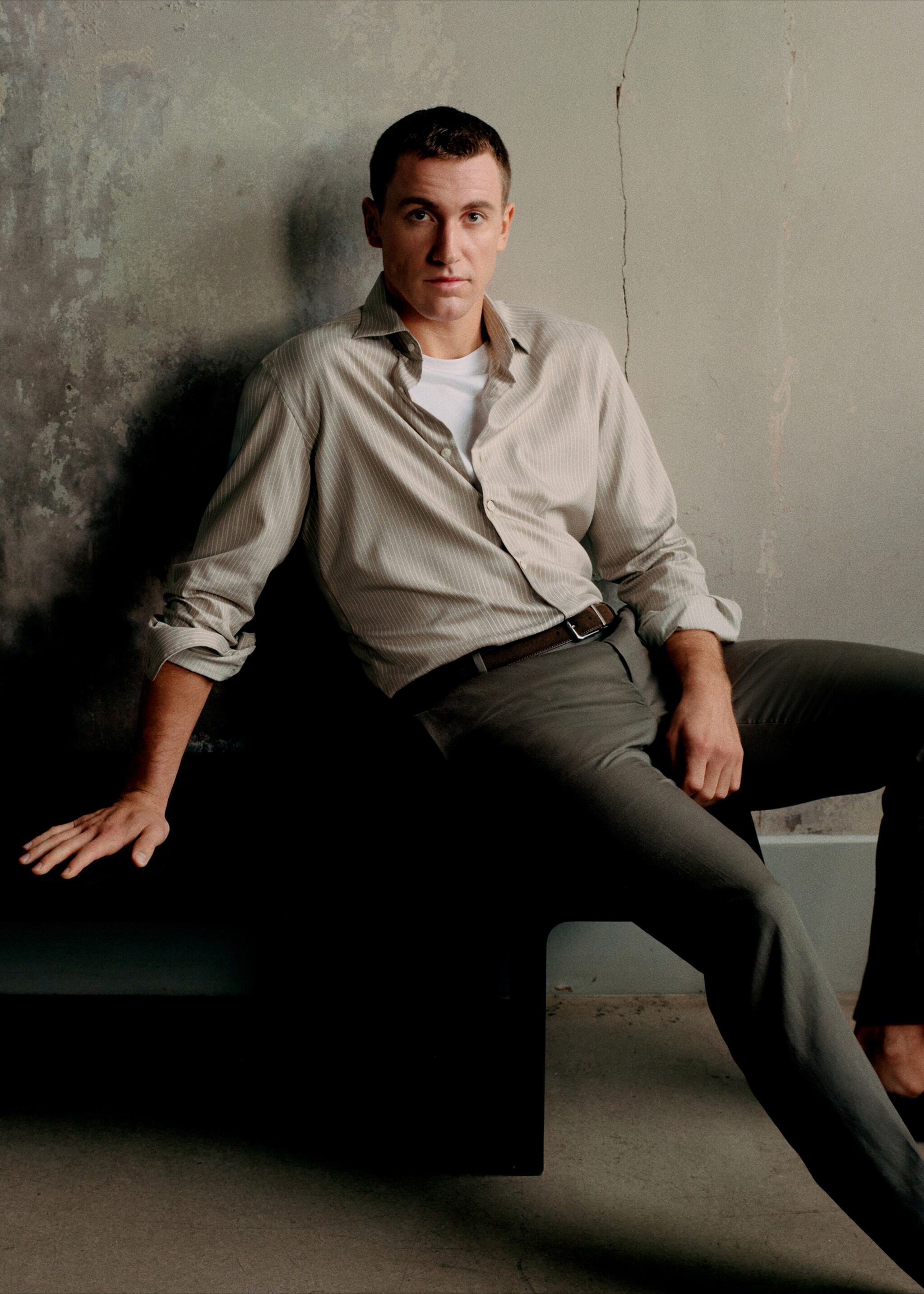 Slim-fit lyocell linen trousers - Details of the article 5, Medium Brown. Ref: 27025933-00.