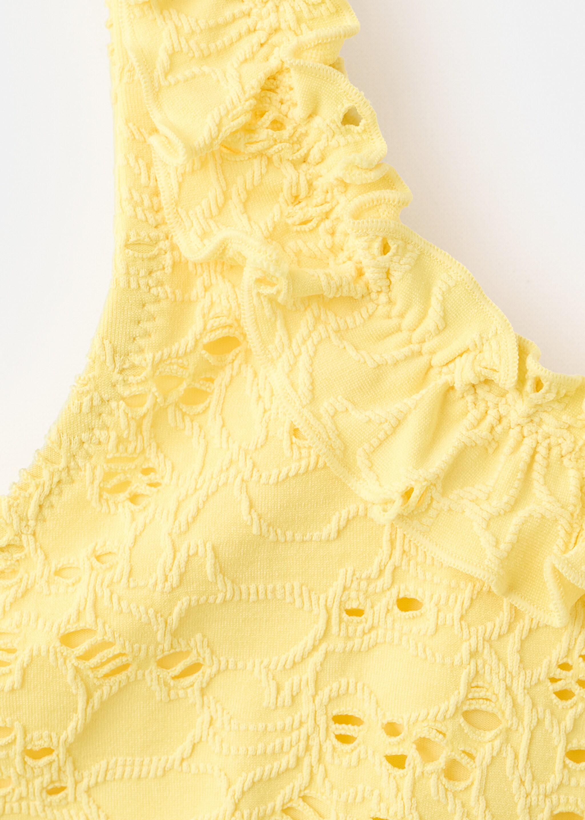 Crochet asymmetric cut-out bikini - Details of the article 8, Yellow. Ref: 27025954-00.