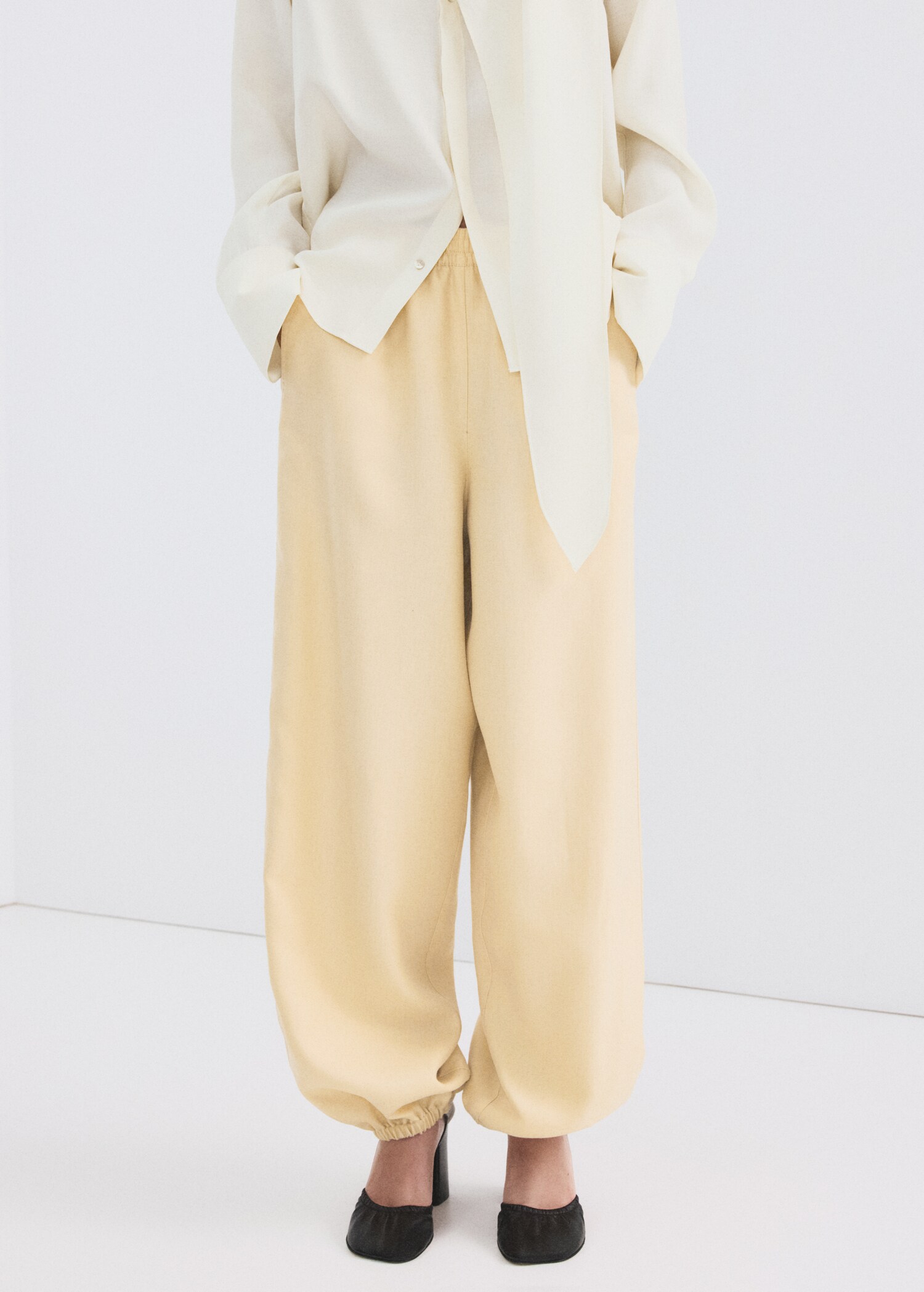 Balloon trousers with elastic waist - Medium plane