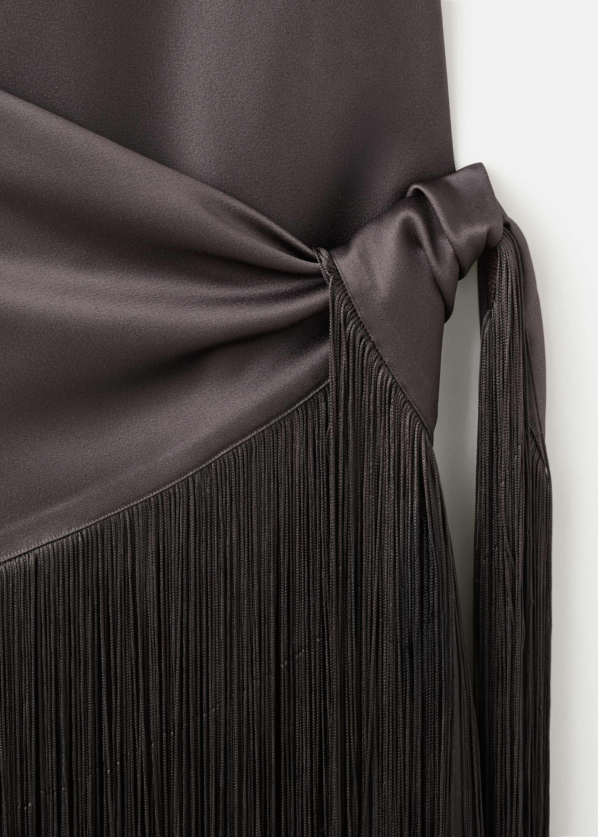 Robe satinée bandana à franges - Détail de l'article 8, Chocolat. Ref: 27025999-00.