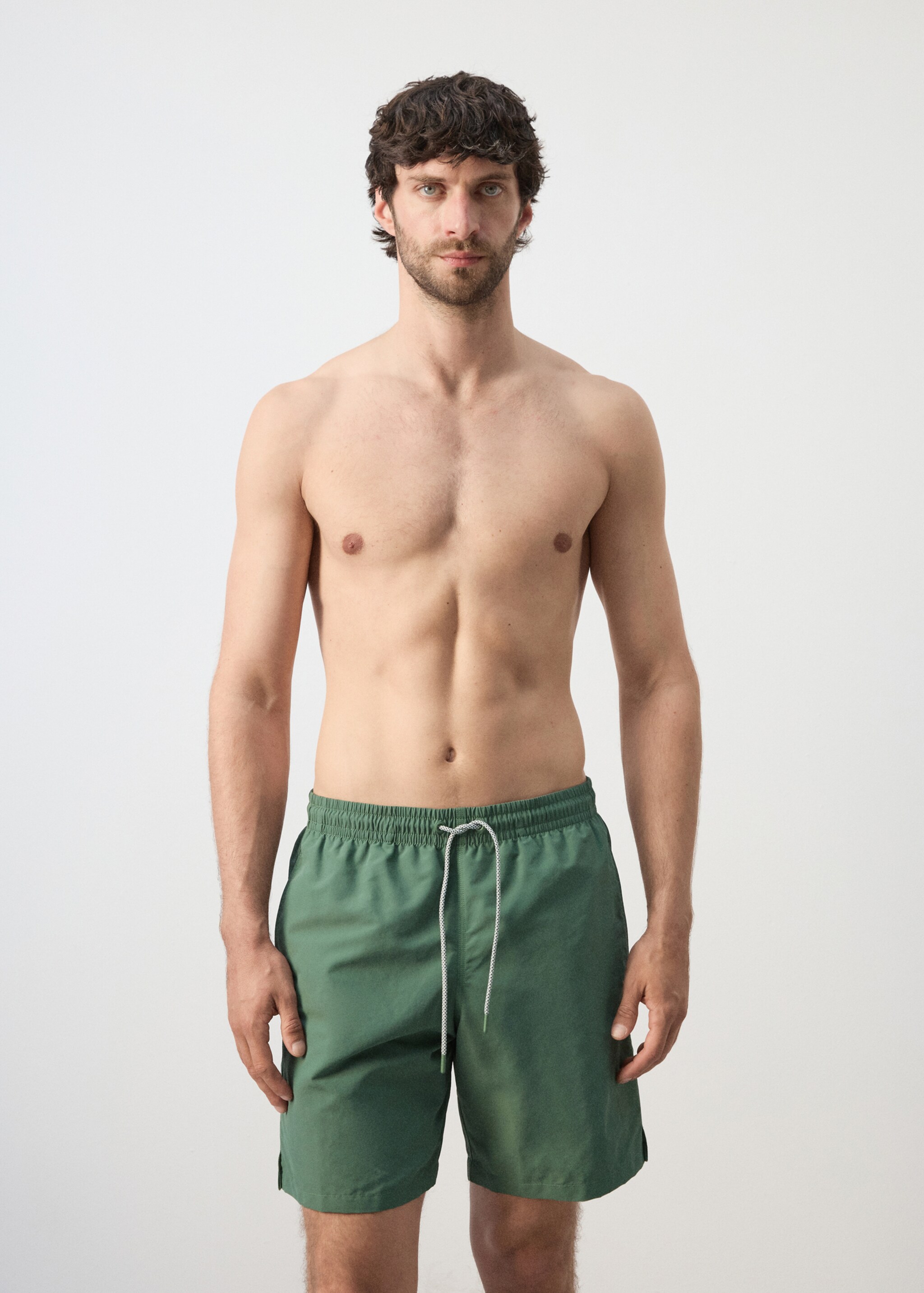 Плавательные шорты базовой модели со шнурком - Средний план, Хаки. Ref: 27026000-00.