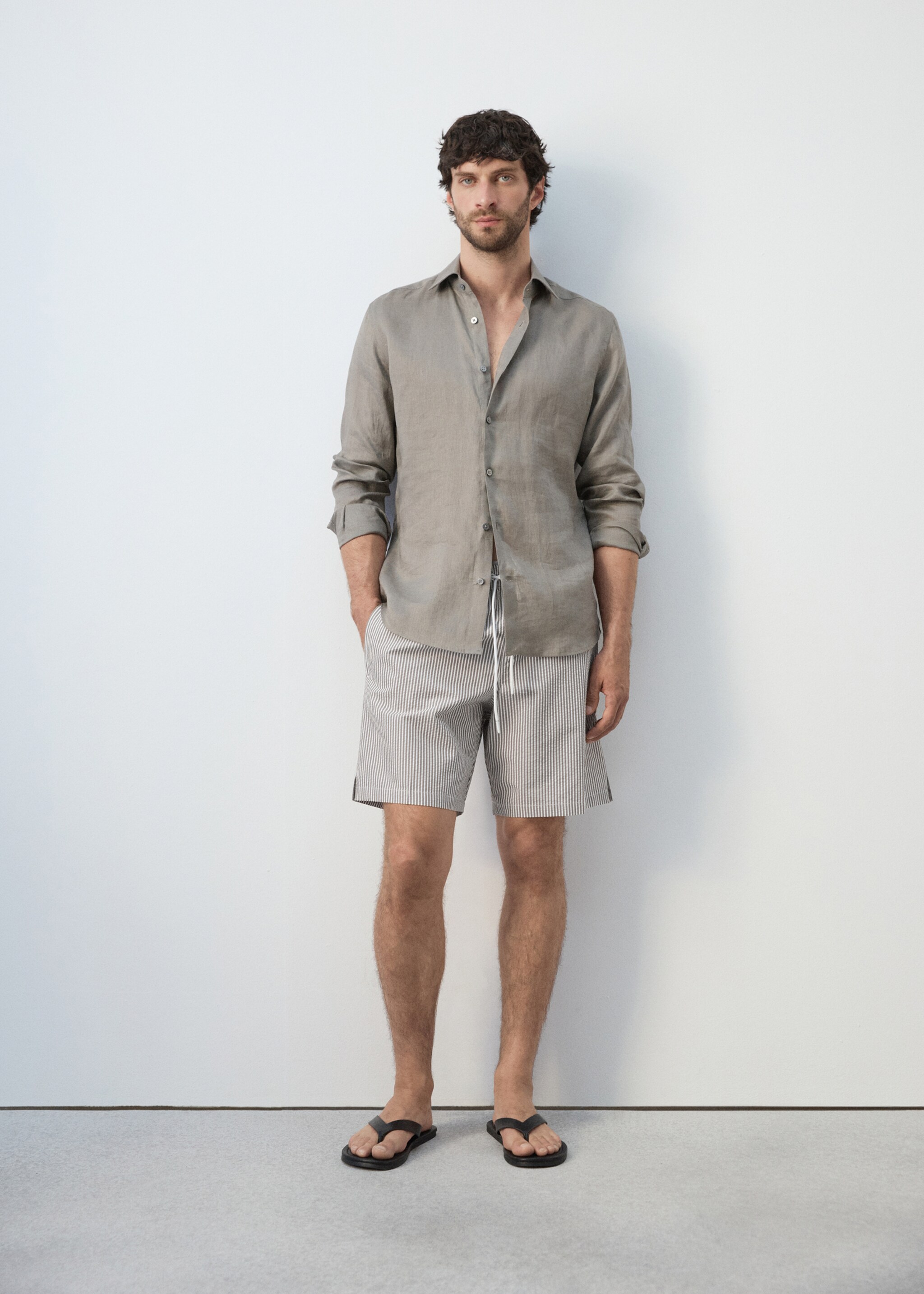 Seersucker striped swimsuit - Details of the article 4, Khaki. Ref: 27026001-00.