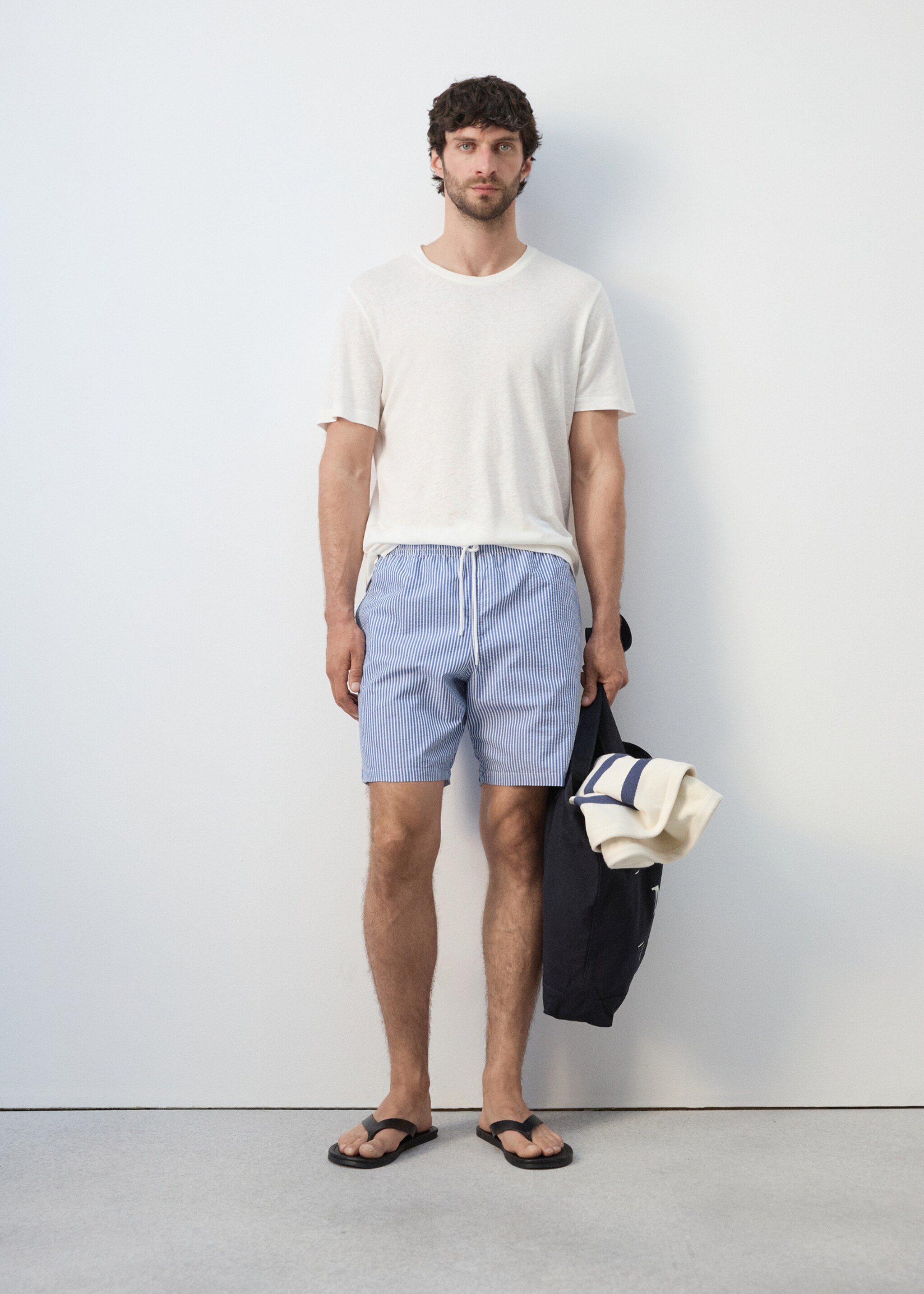 Maillot de bain rayures seersucker - Détail de l'article 4, Bleu encre. Ref: 27026001-00.