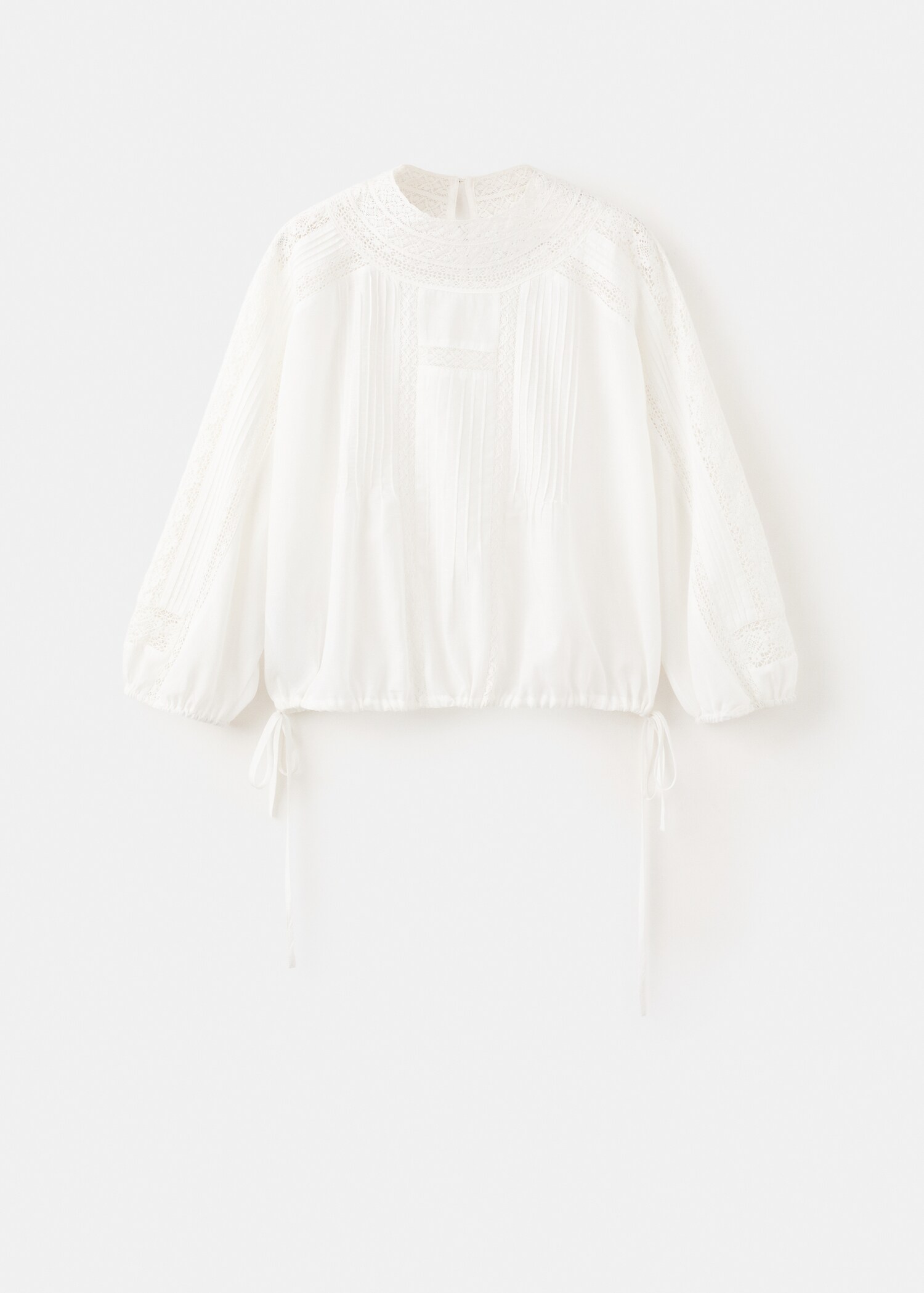 Blusa calados bordados - Artículo sin modelo