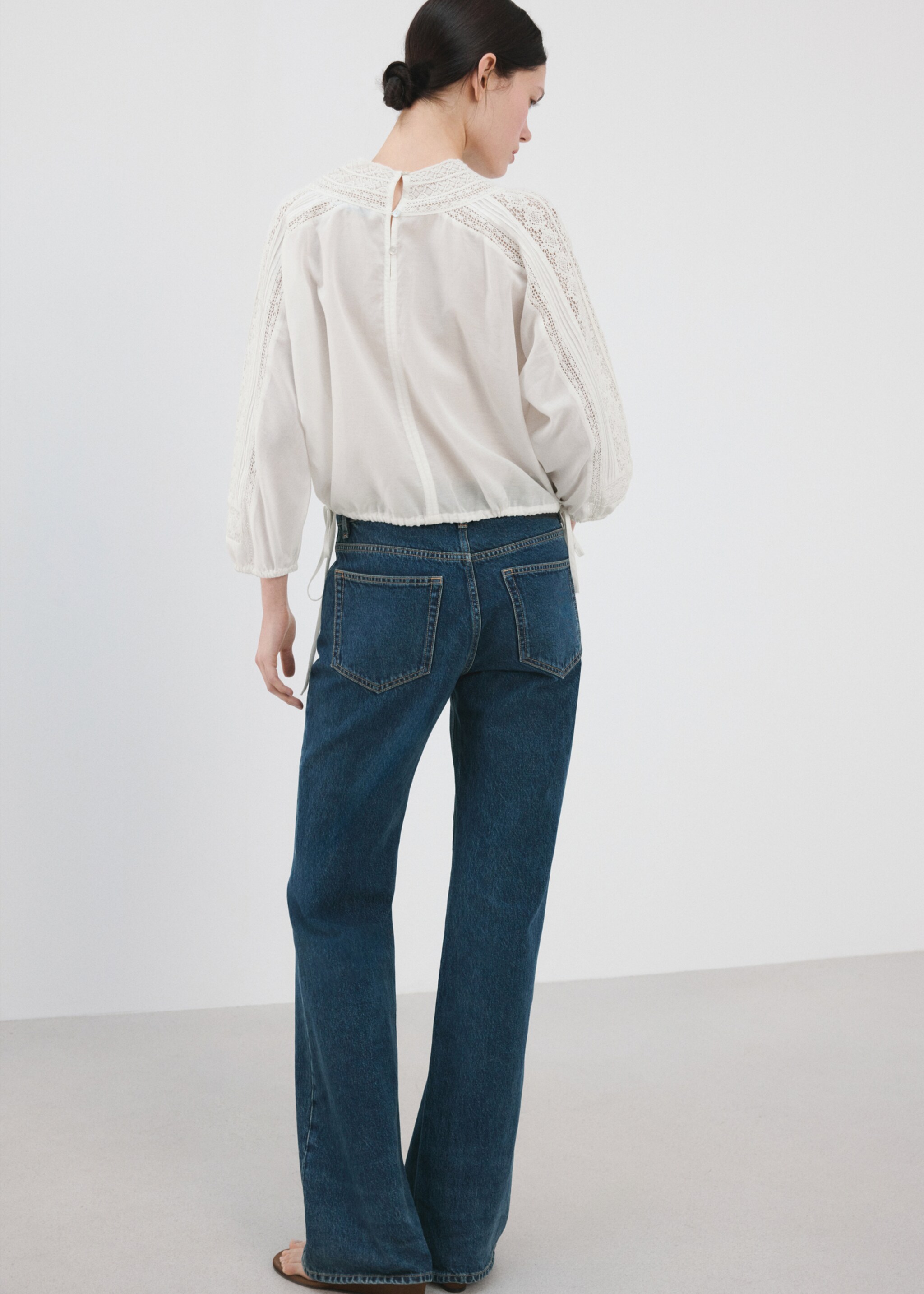 Blusa calados bordados - Reverso del artículo, Blanco roto. Ref: 27026347-00.