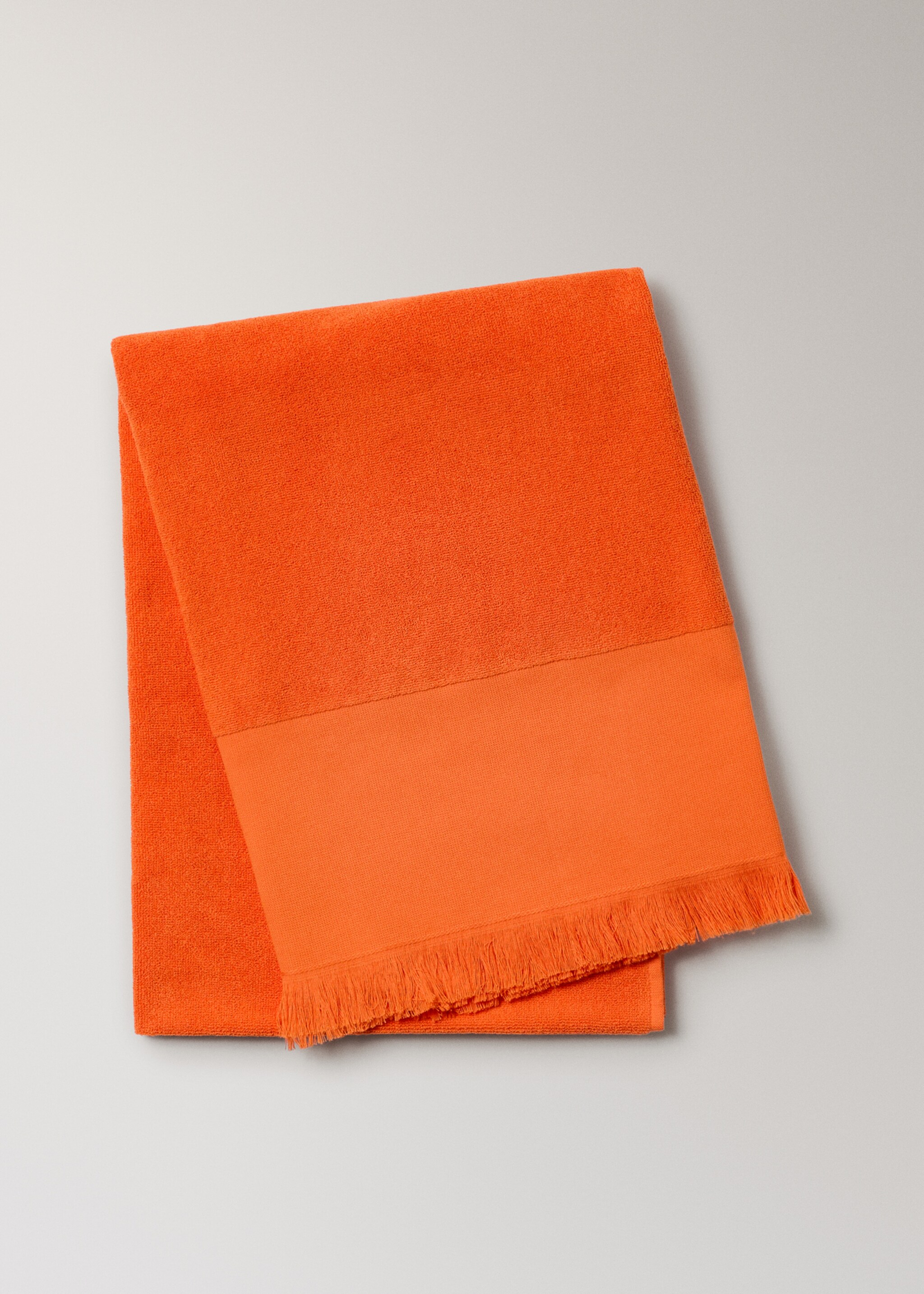 Plain overdyed beach towel with tassels - Article without model, Orange. Ref: 27026353-00.