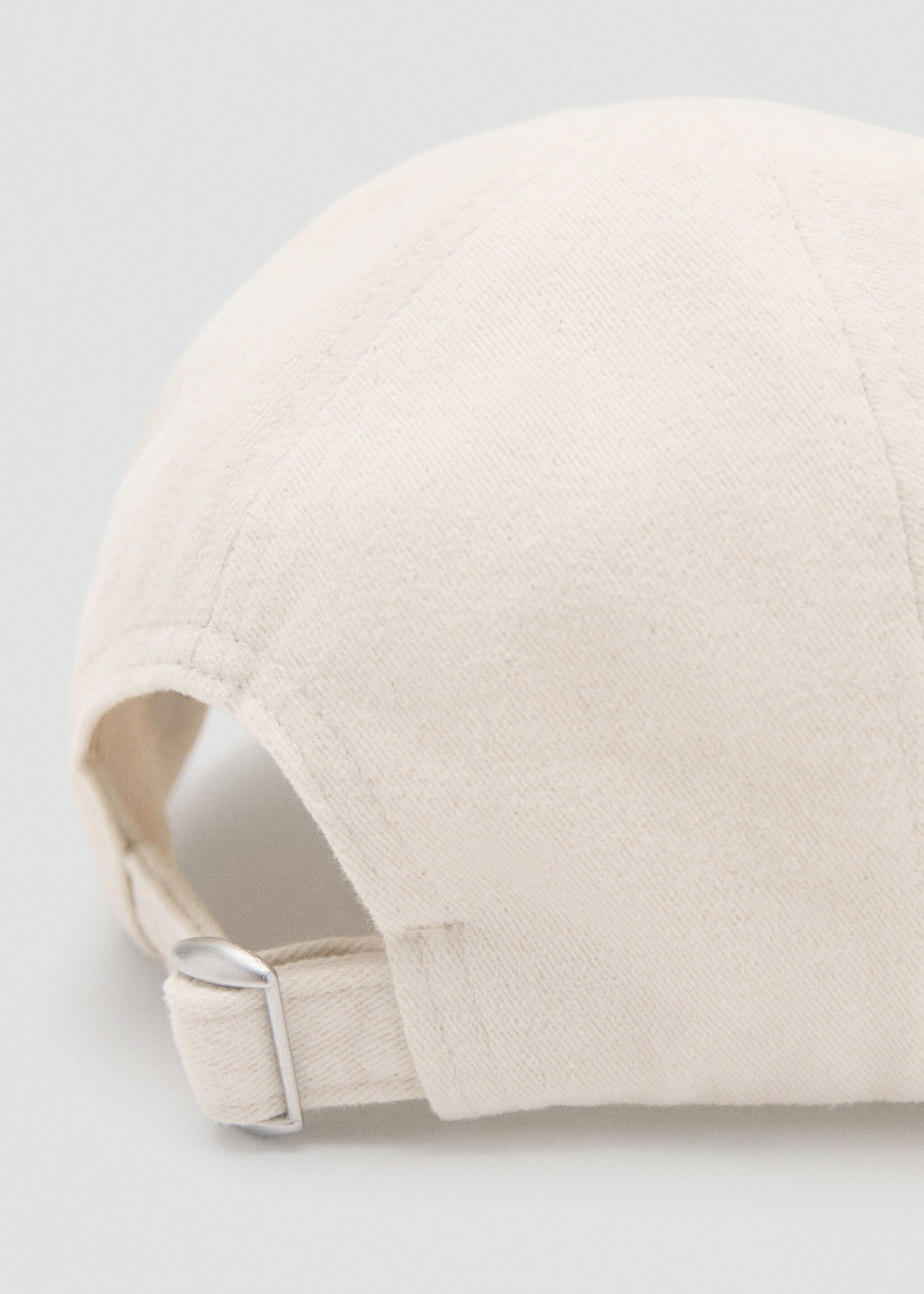 Casquette inscription brodée - Détail de l'article 2, Écru. Ref: 27026356-00.