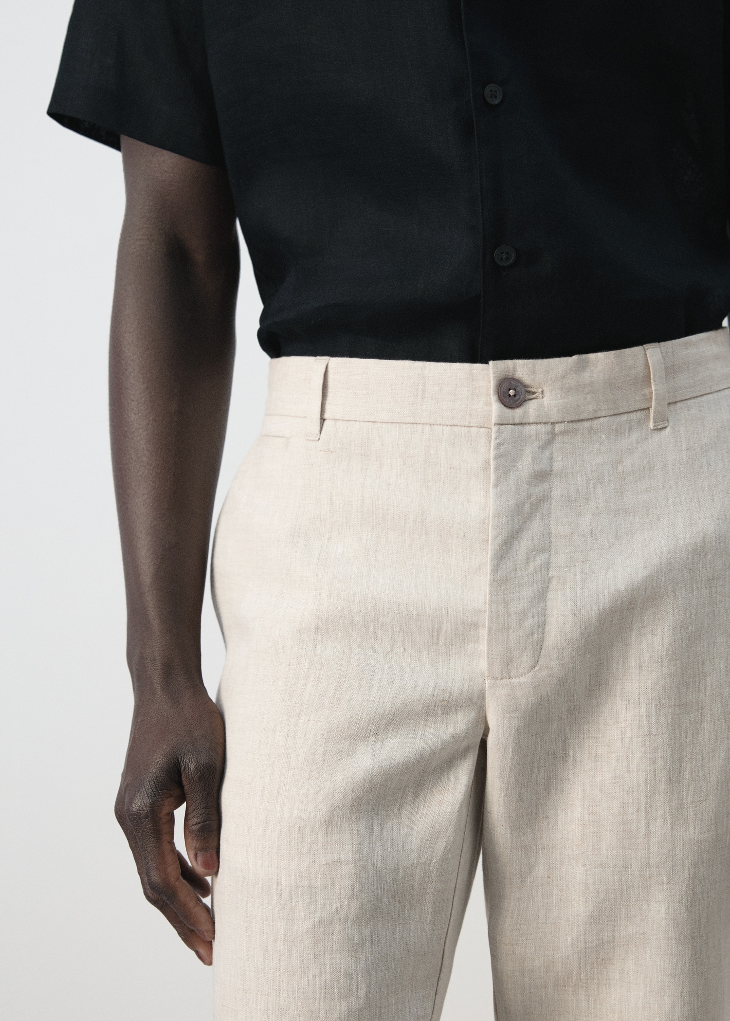 Slim-fit 100% linen trousers - Details of the article 1