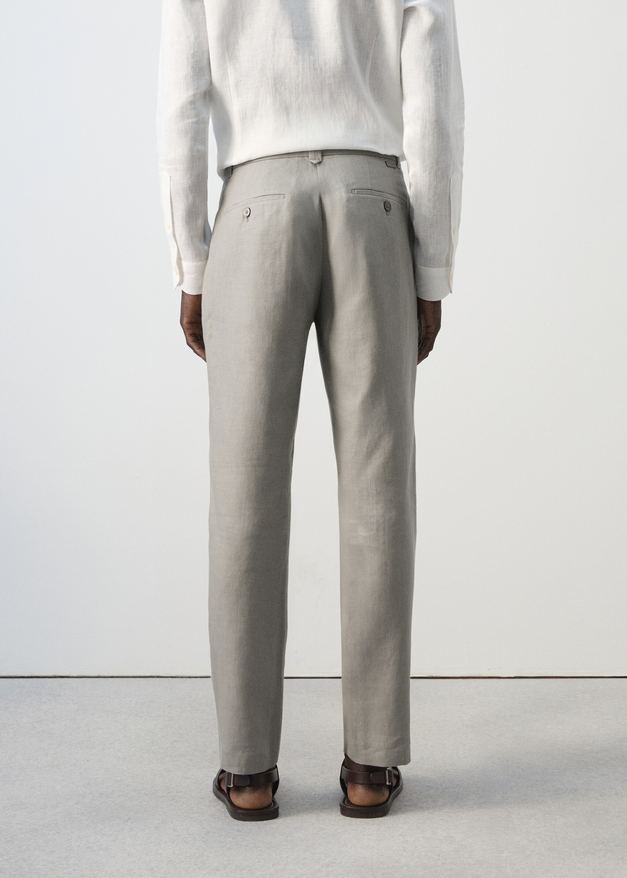 Pantalon 100 % lin slim fit - Verso de l’article, Gris chiné clair. Ref: 27026711-00.
