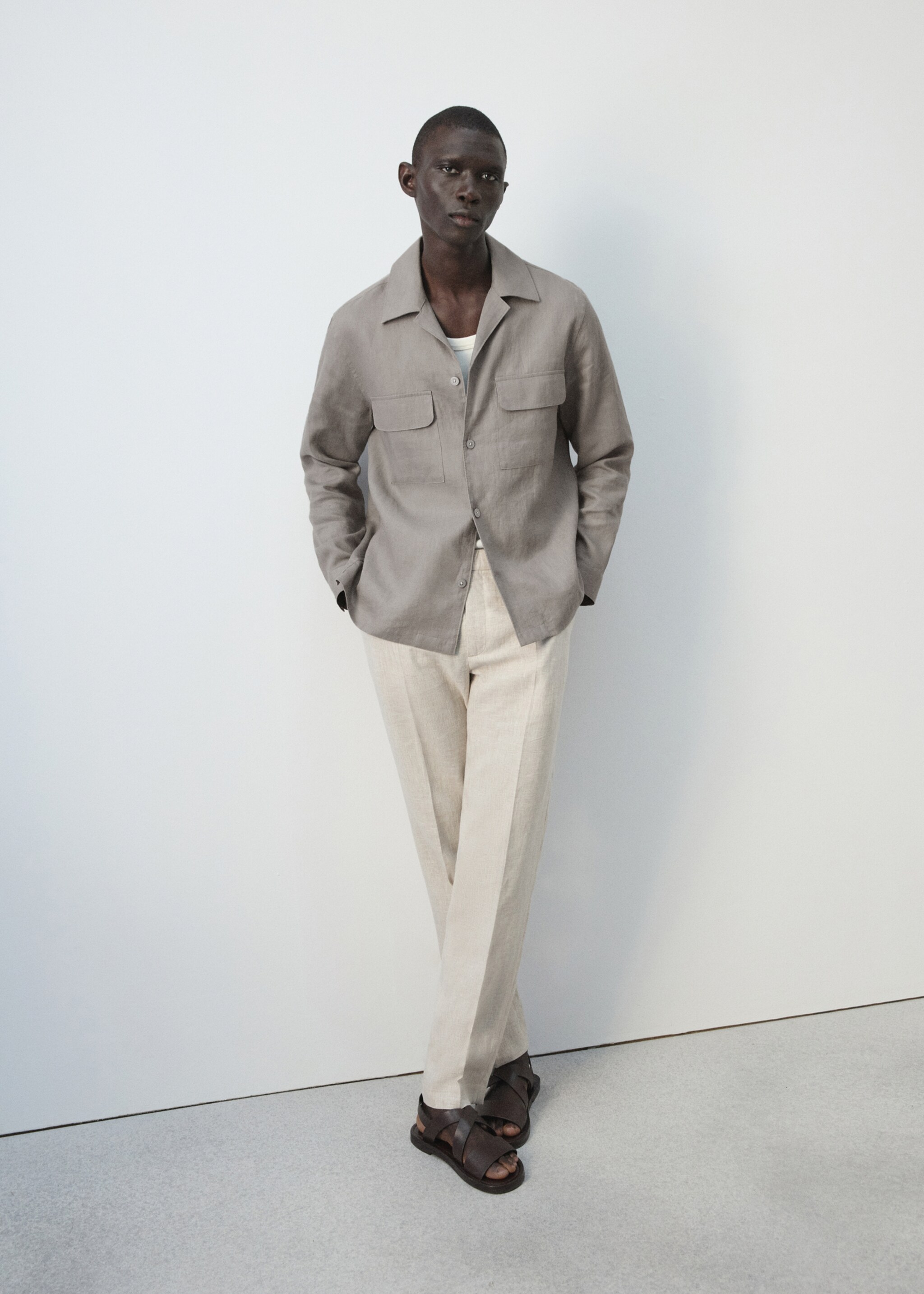 Bowling collar overshirt 100% linen - Details of the article 1, Medium Brown. Ref: 27026712-00.