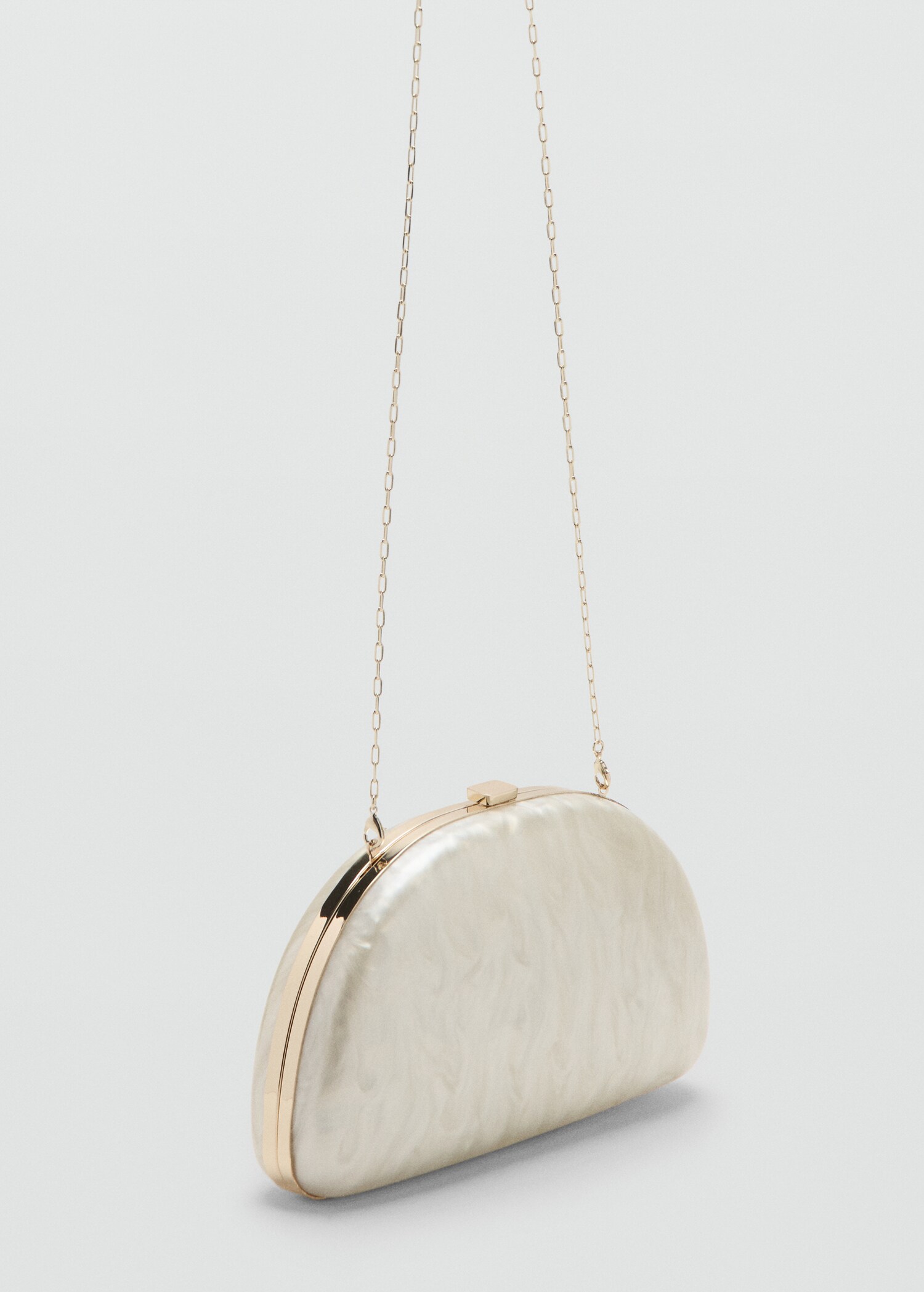 Bolso clutch efecto perlado - Plano medio