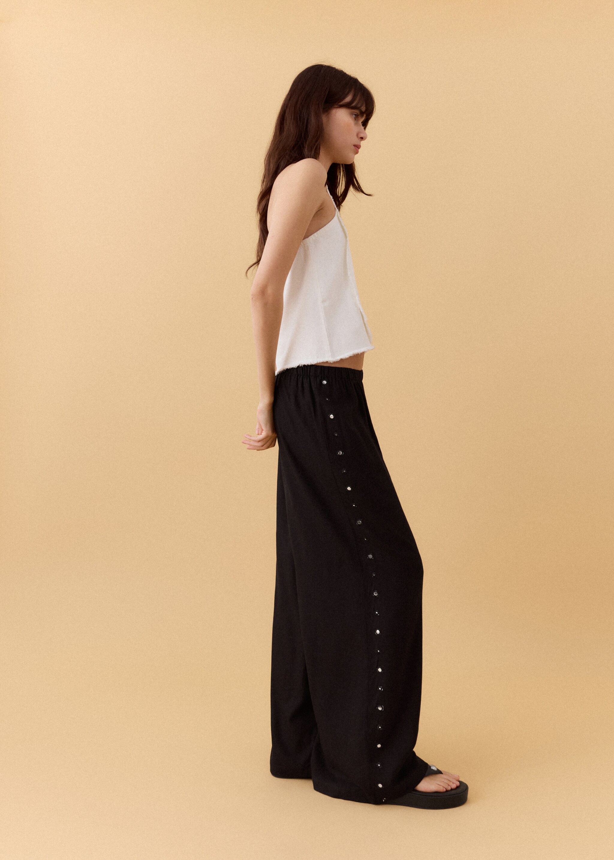 Straight linen-blend trousers - Medium plane, Black. Ref: 27026719-00.