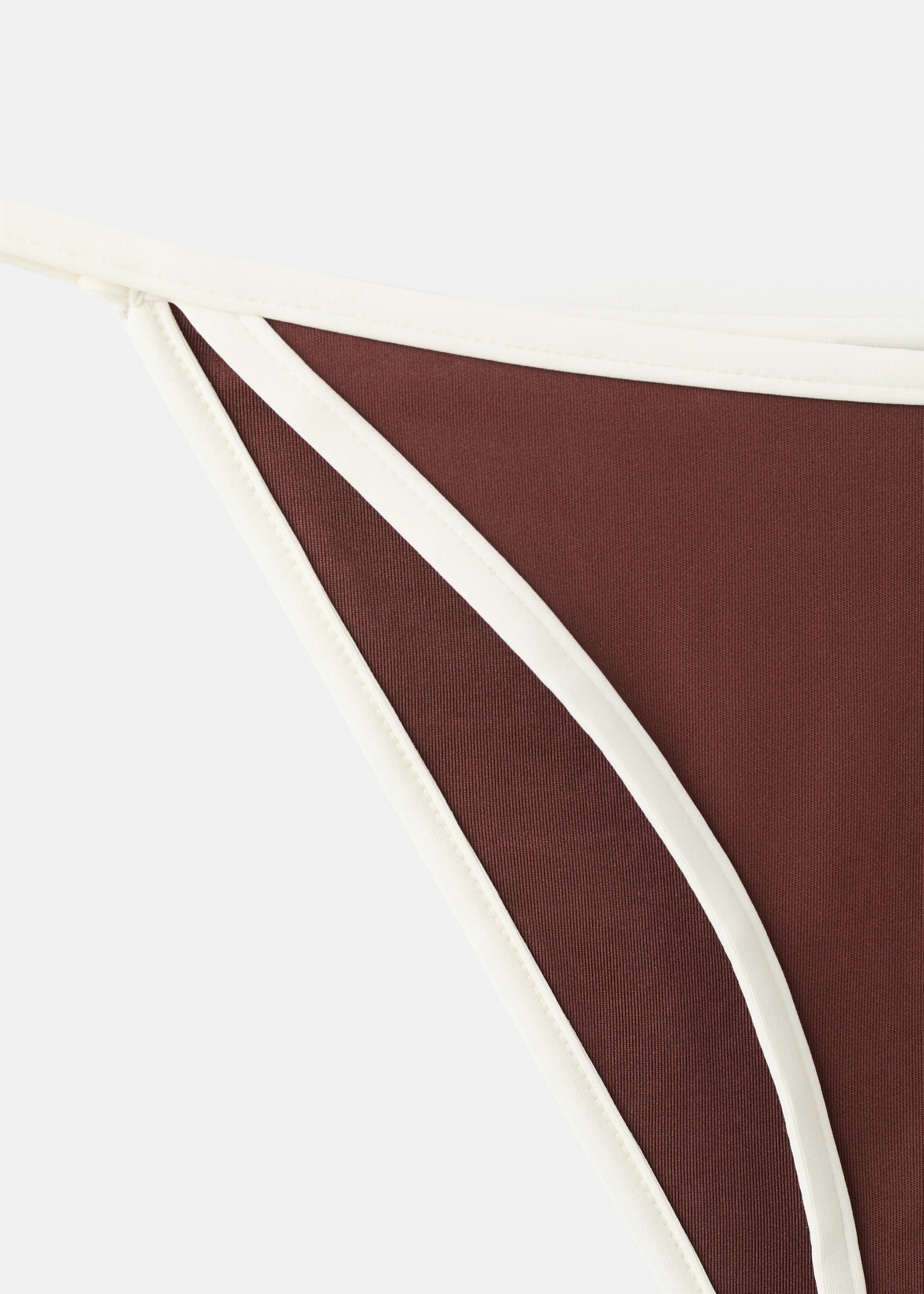 Bikini bottom with contrasting trims - Details of the article 8, Brown. Ref: 27026721-00.