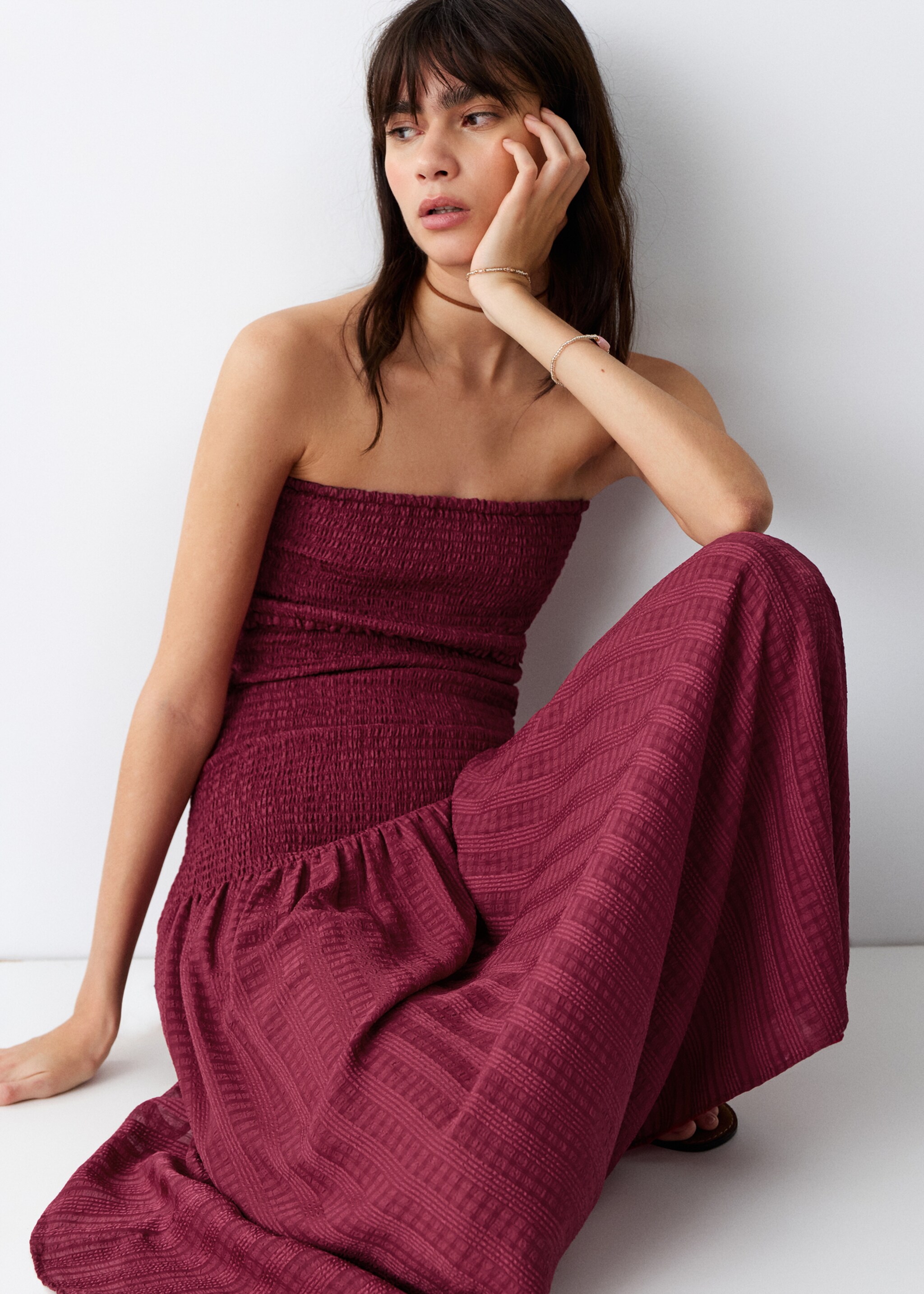 Ruched strapless dress - Details of the article 1, Maroon. Ref: 27026729-00.