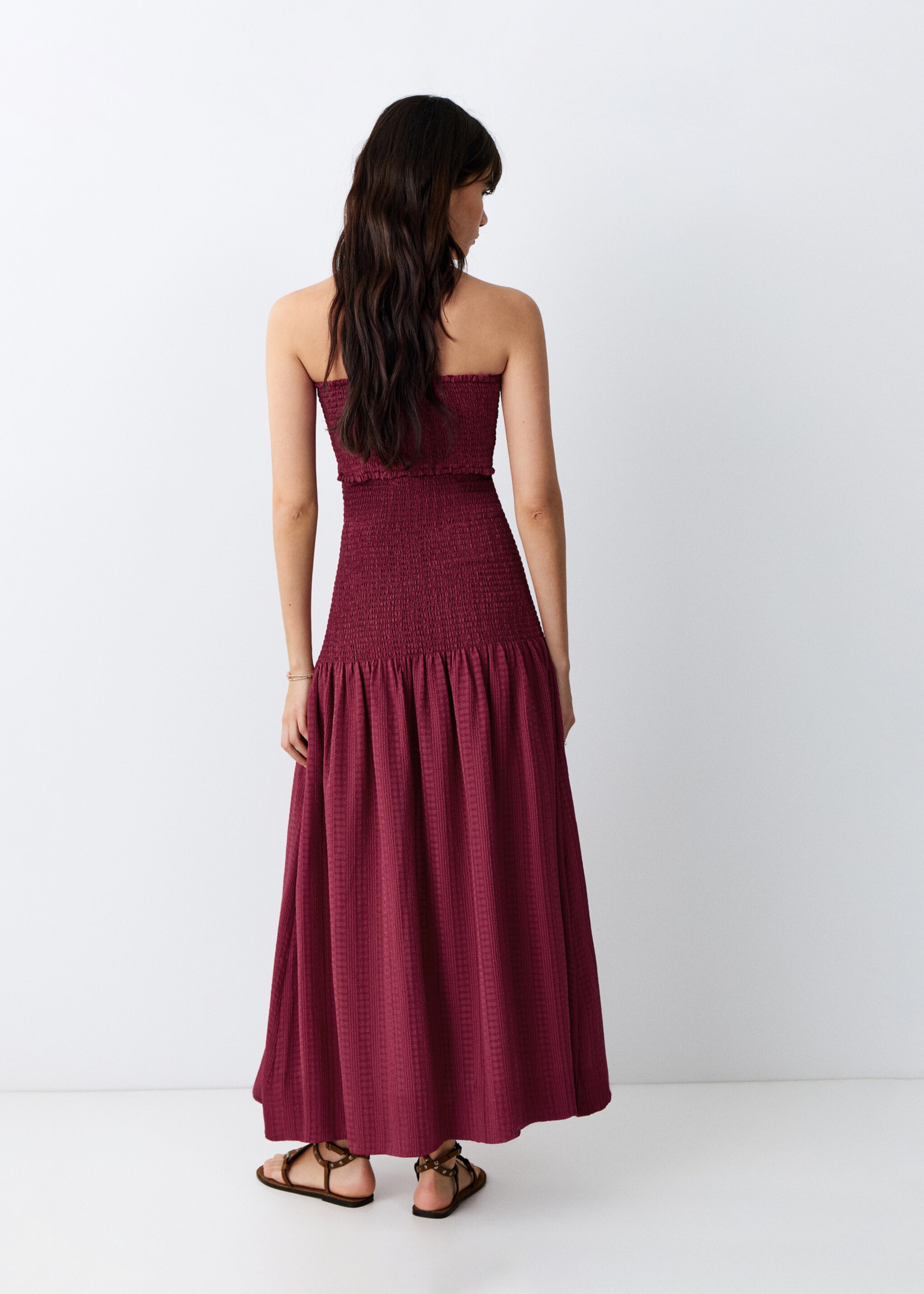Ruched strapless dress - Reverse of the article, Maroon. Ref: 27026729-00.