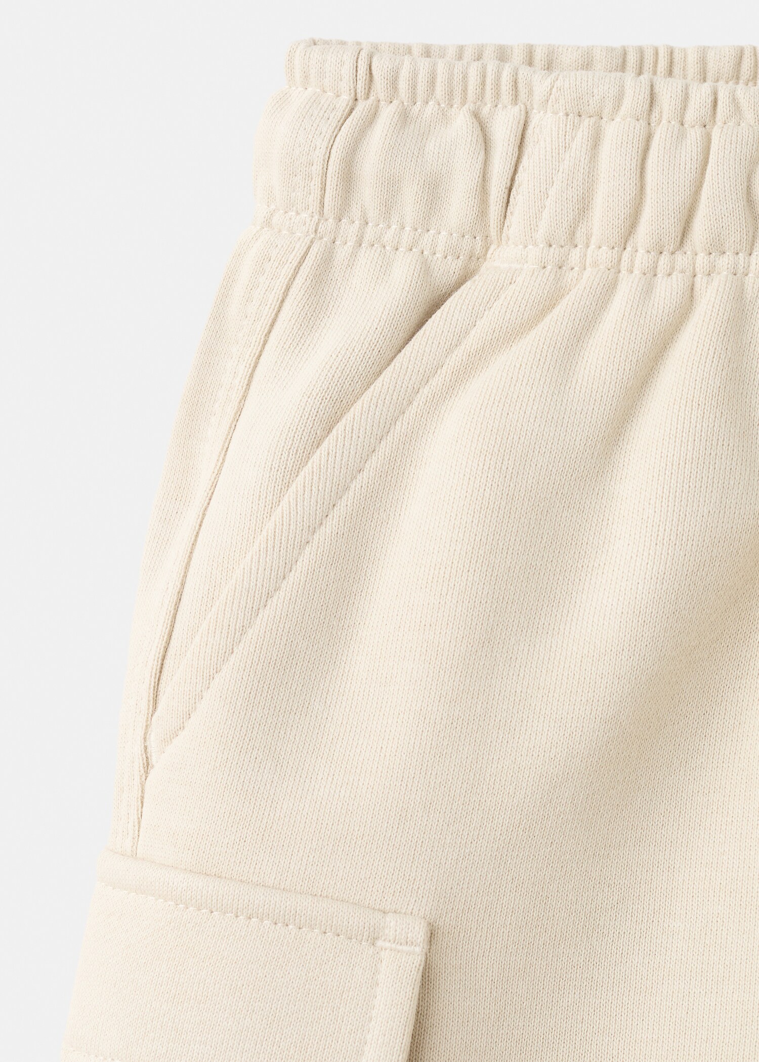 Drawstring cargo Bermuda shorts - Details of the article 0