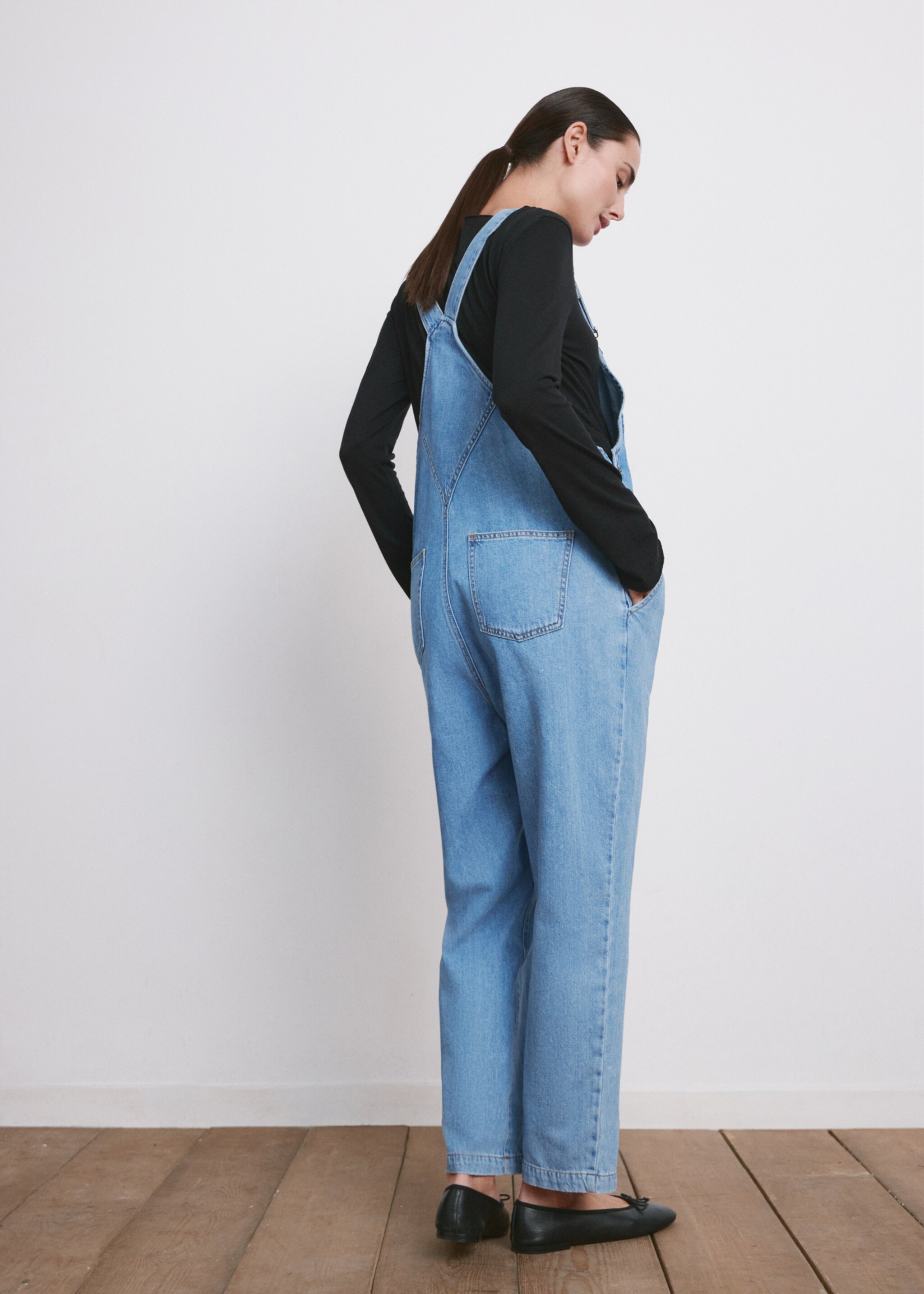 Maternity denim dungarees - Reverse of the article, Medium Blue. Ref: 27026745-00.