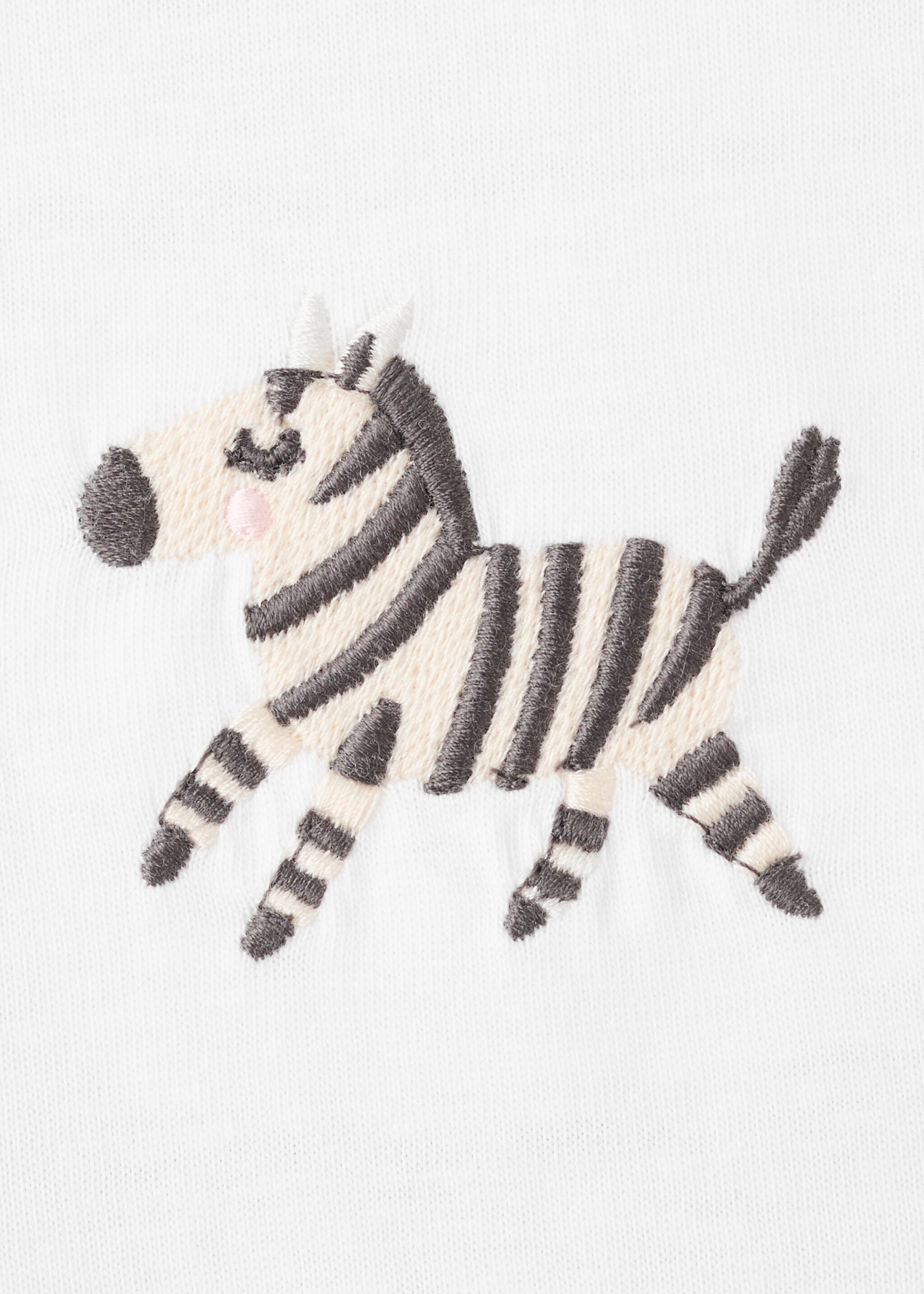 Zebra-print short pyjamas - Details of the article 8, Off White. Ref: 27026750-00.