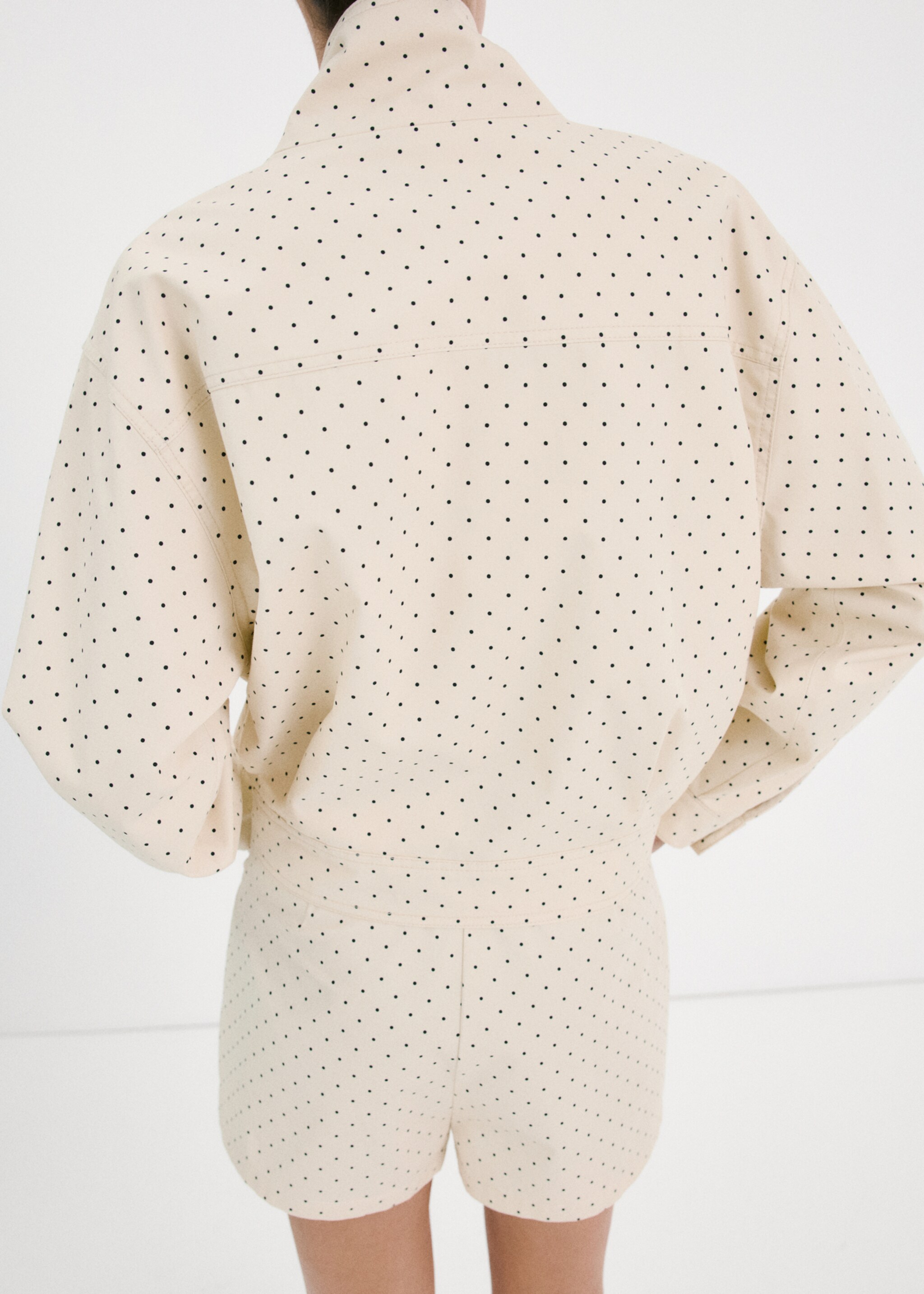 Dots bomber jacket - Reverse of the article, Ecru. Ref: 27027140-00.