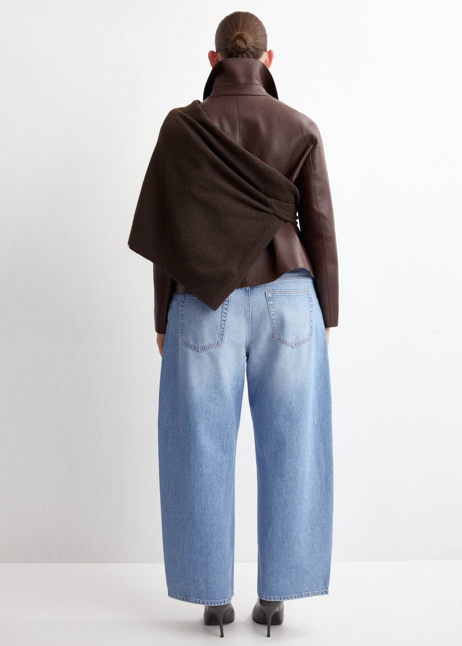Balloon crop jeans - Details of the article 4