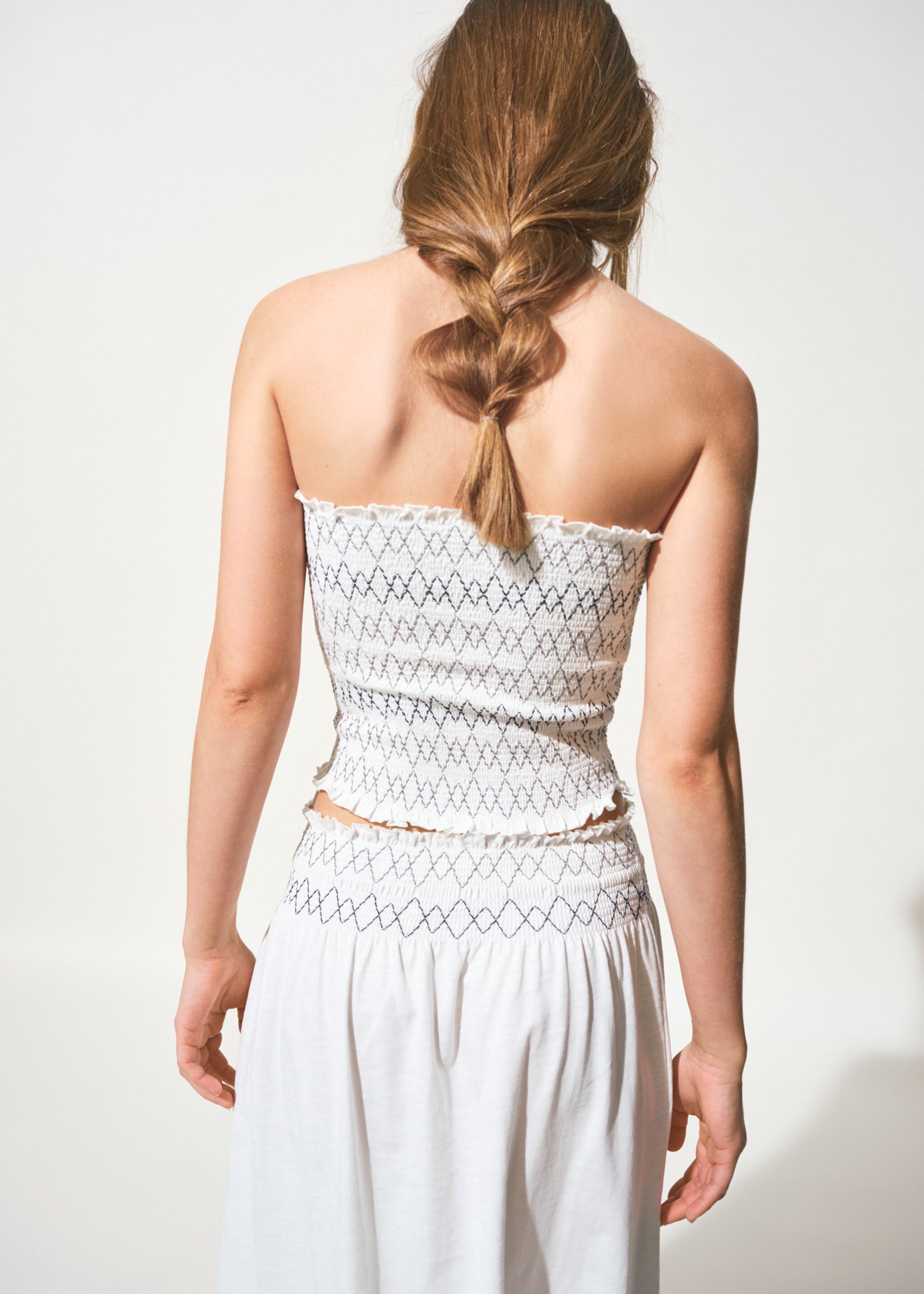 Haut bustier brodé - Verso de l’article, Blanc cassé. Ref: 27027148-00.