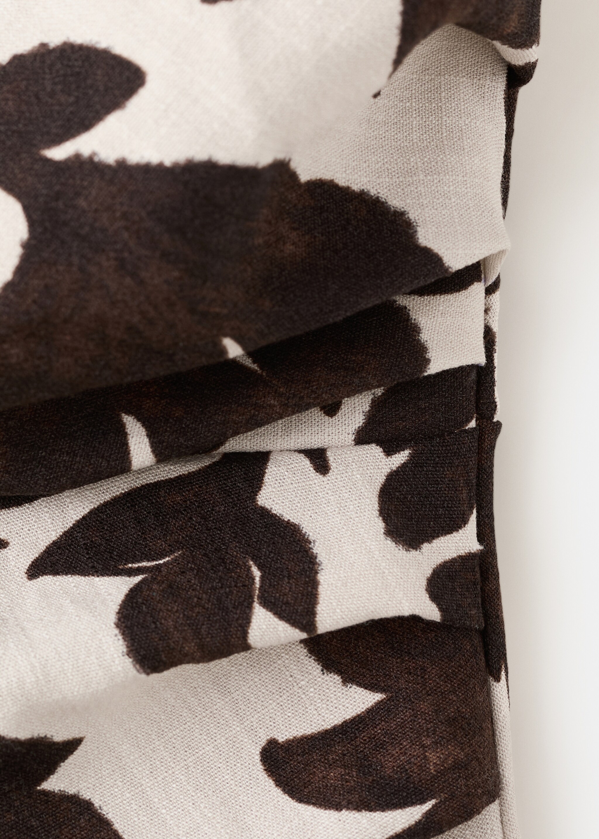 Asymmetrical floral-print dress - Details of the article 0, Brown. Ref: 27027150-00.