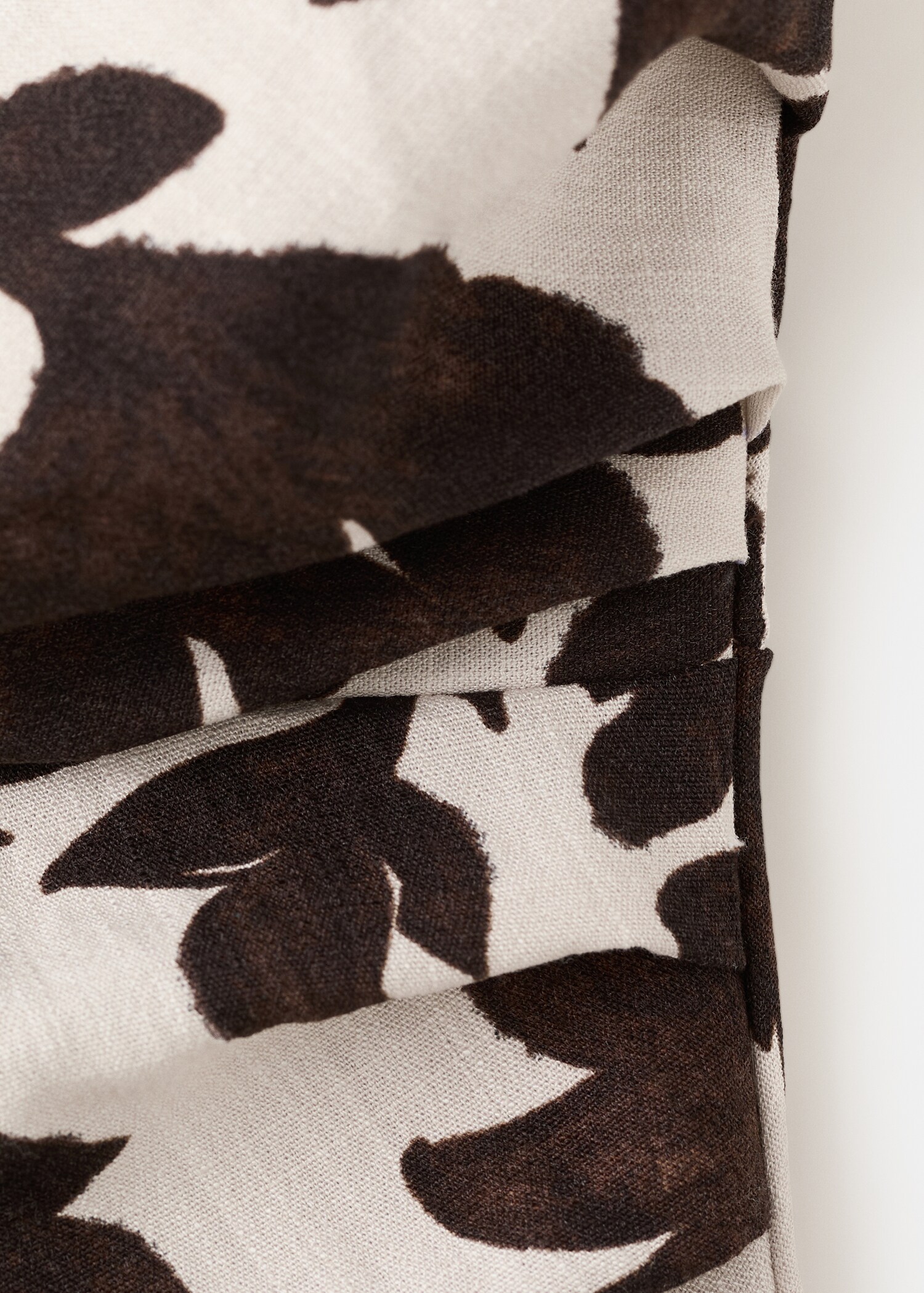 Asymmetrical floral-print dress - Details of the article 0